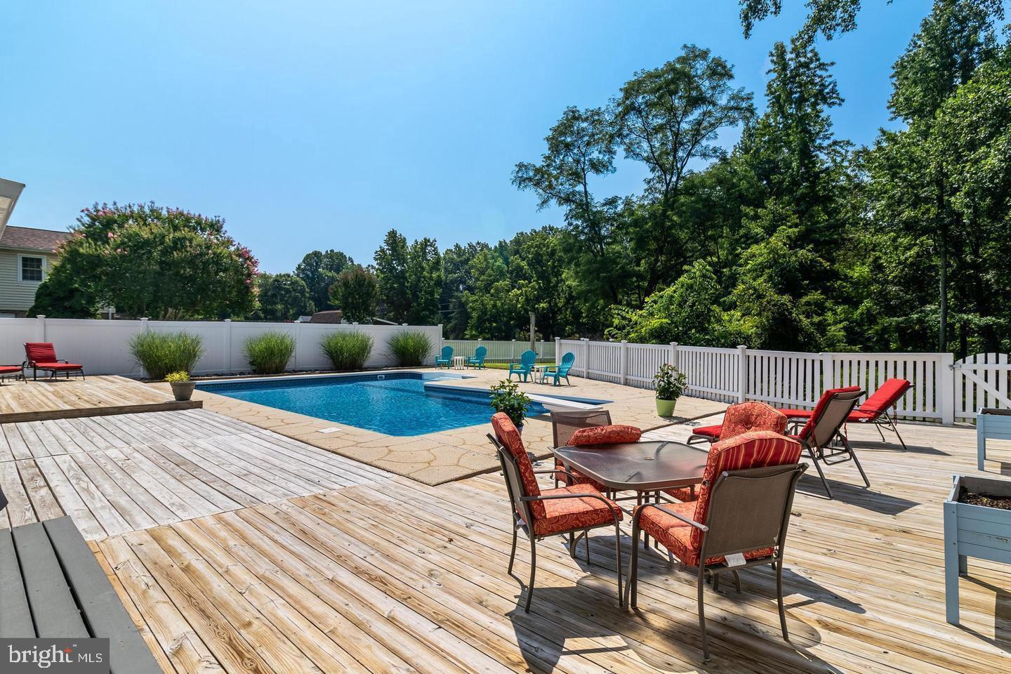 CLARKS RUN - Residential