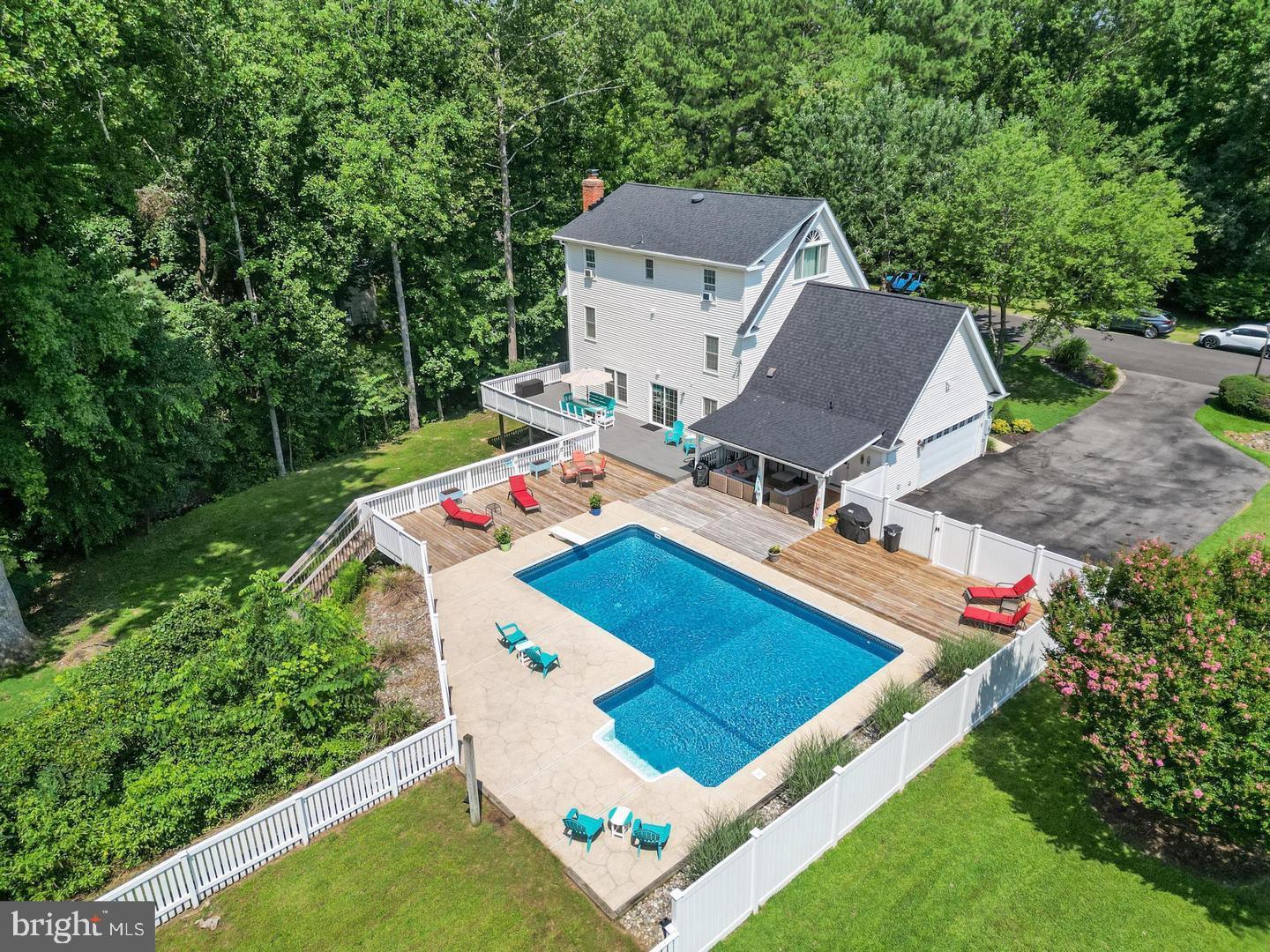 CLARKS RUN - Residential