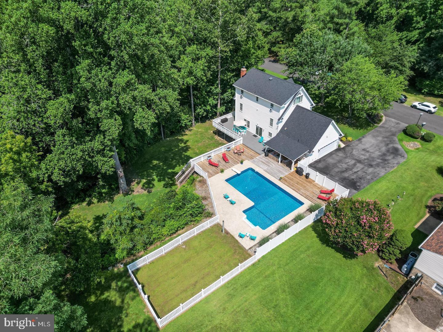 CLARKS RUN - Residential