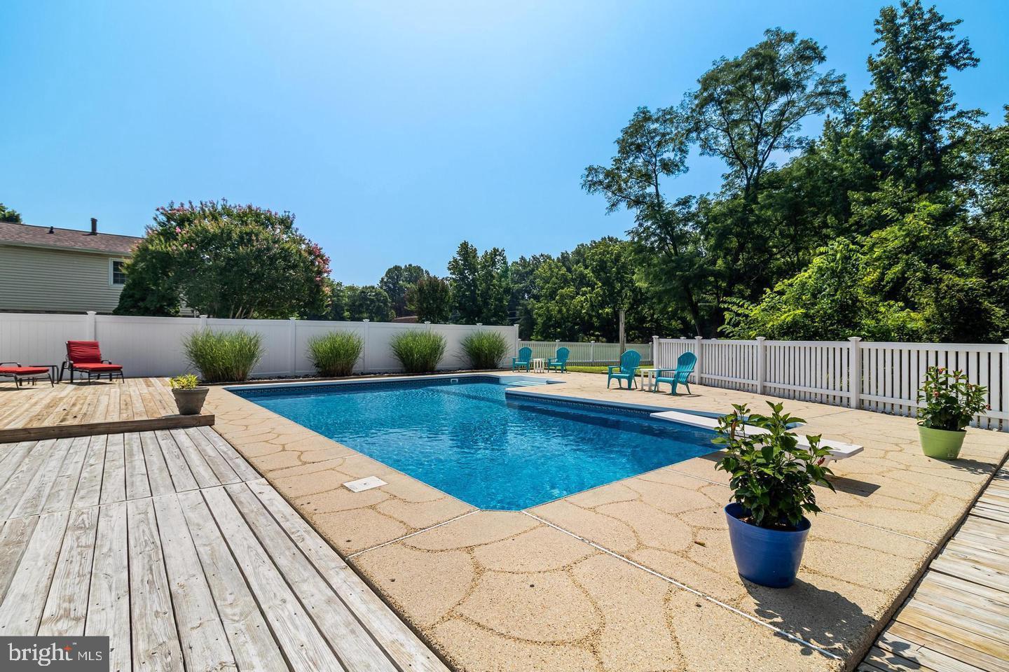 CLARKS RUN - Residential