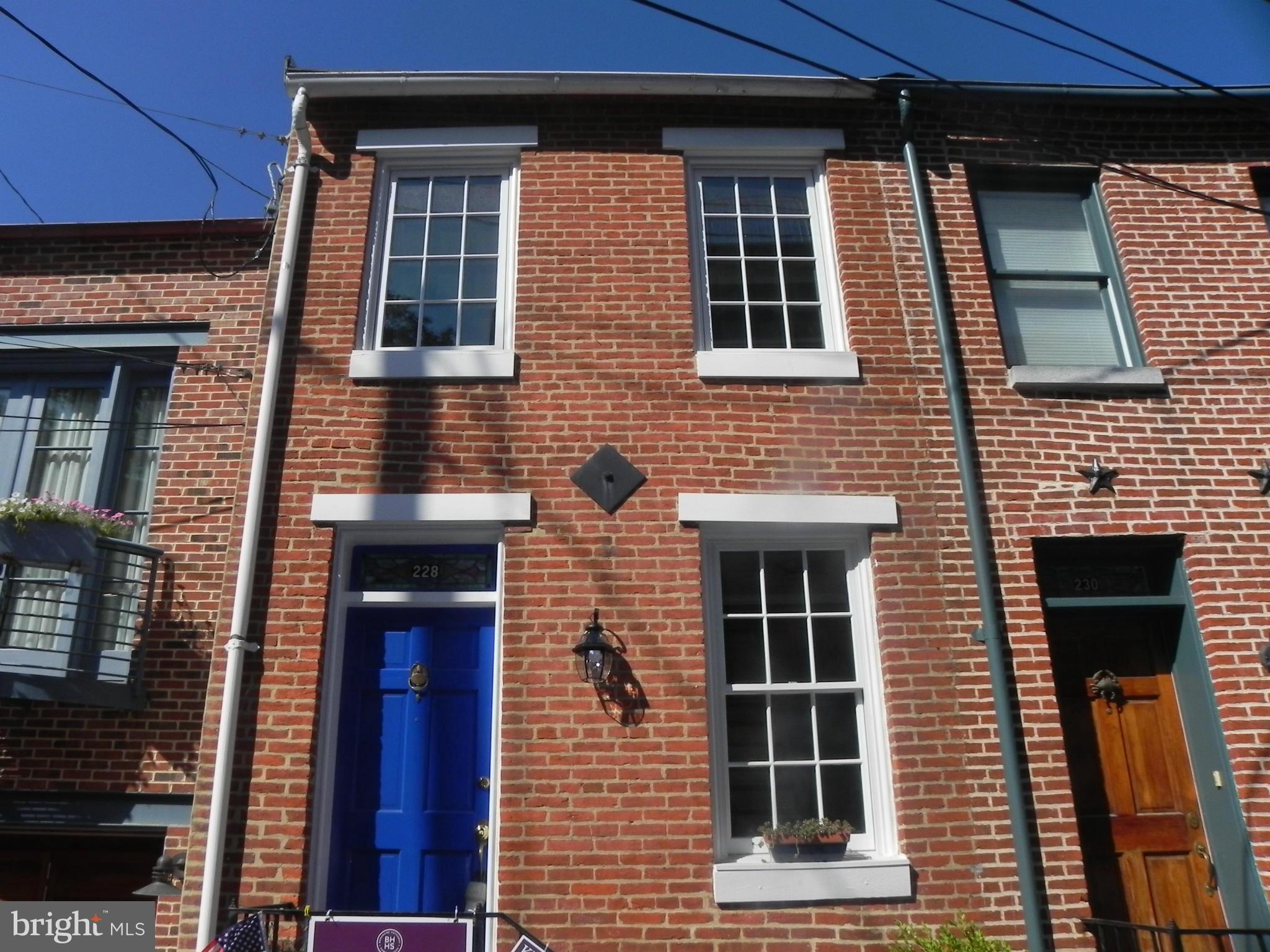 FEDERAL HILL HISTORIC DISTRICT - Residential Lease