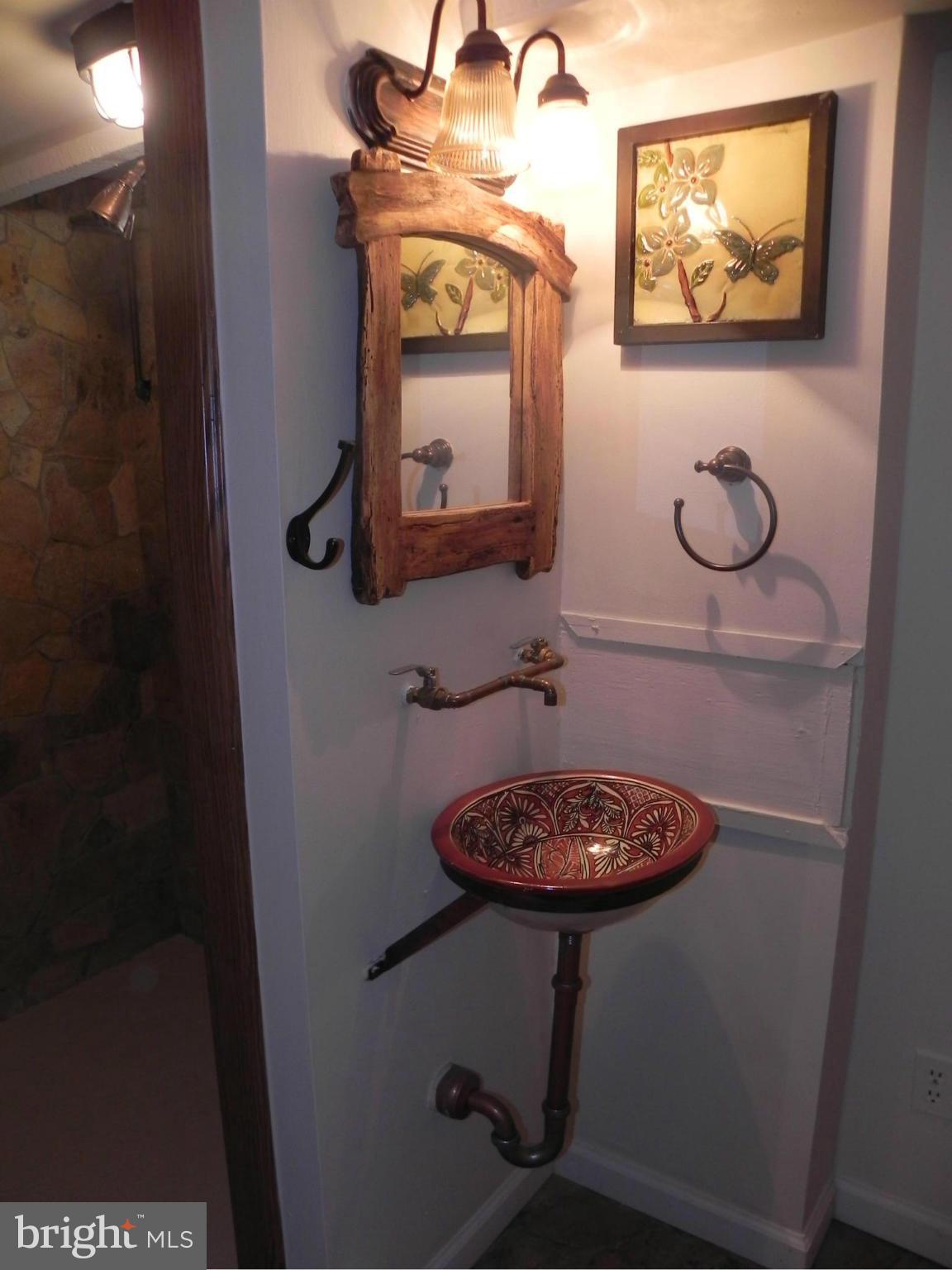 FEDERAL HILL HISTORIC DISTRICT - Residential Lease