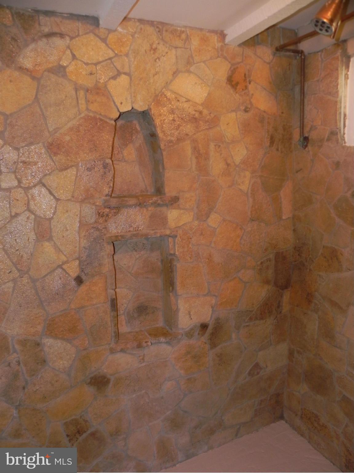 FEDERAL HILL HISTORIC DISTRICT - Residential Lease