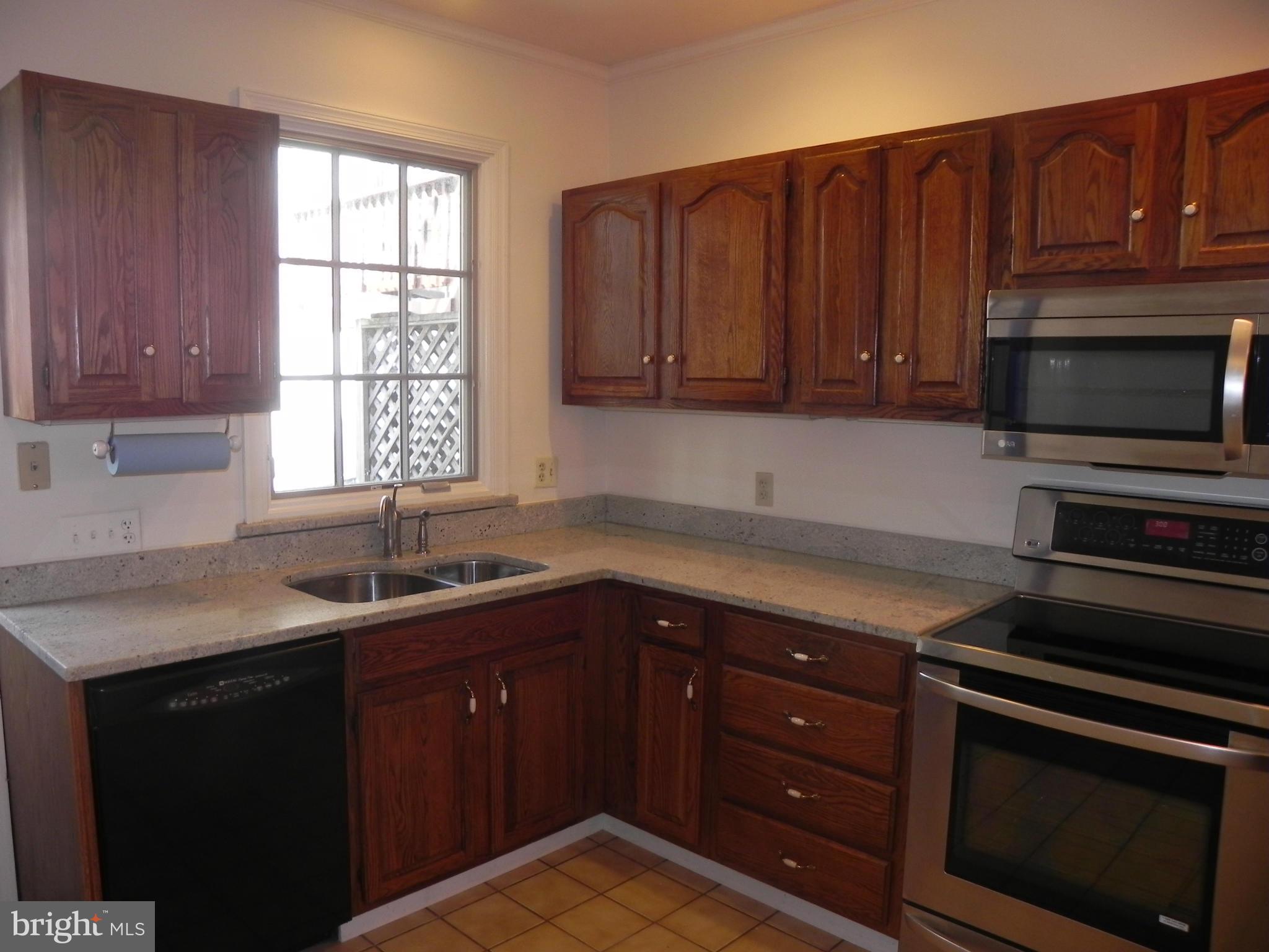 FEDERAL HILL HISTORIC DISTRICT - Residential Lease