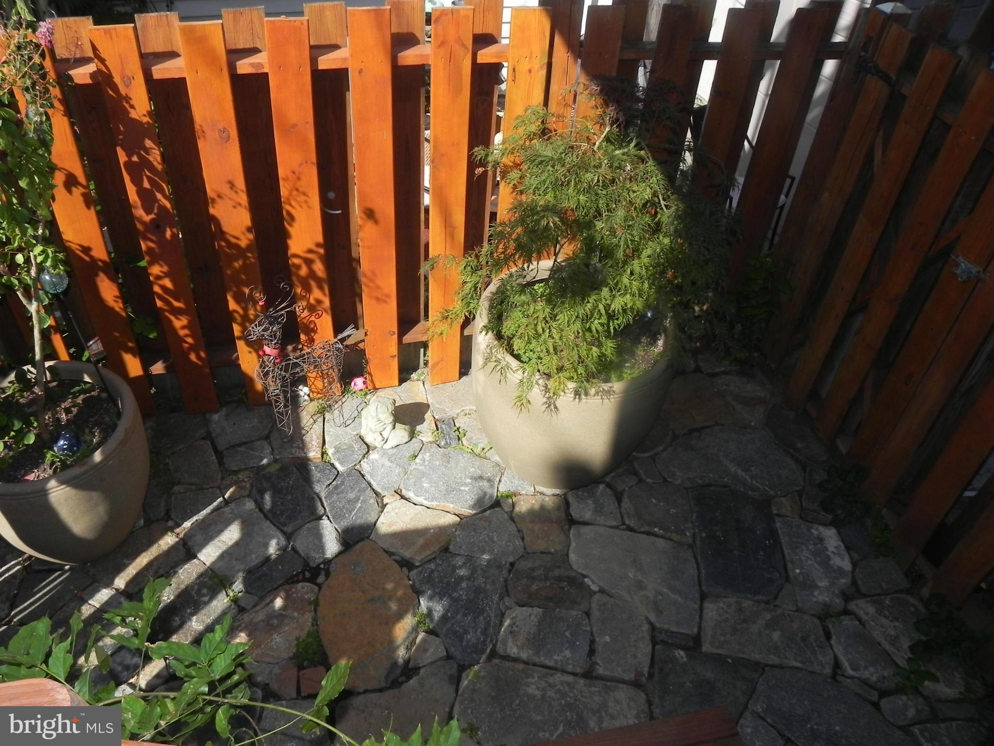 FEDERAL HILL HISTORIC DISTRICT - Residential Lease