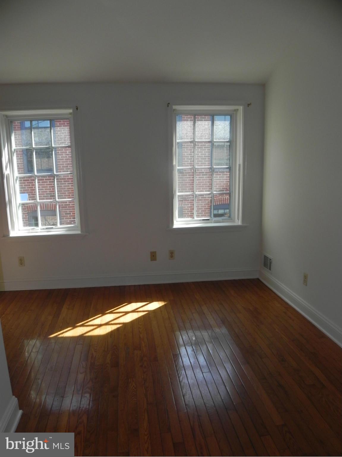 FEDERAL HILL HISTORIC DISTRICT - Residential Lease