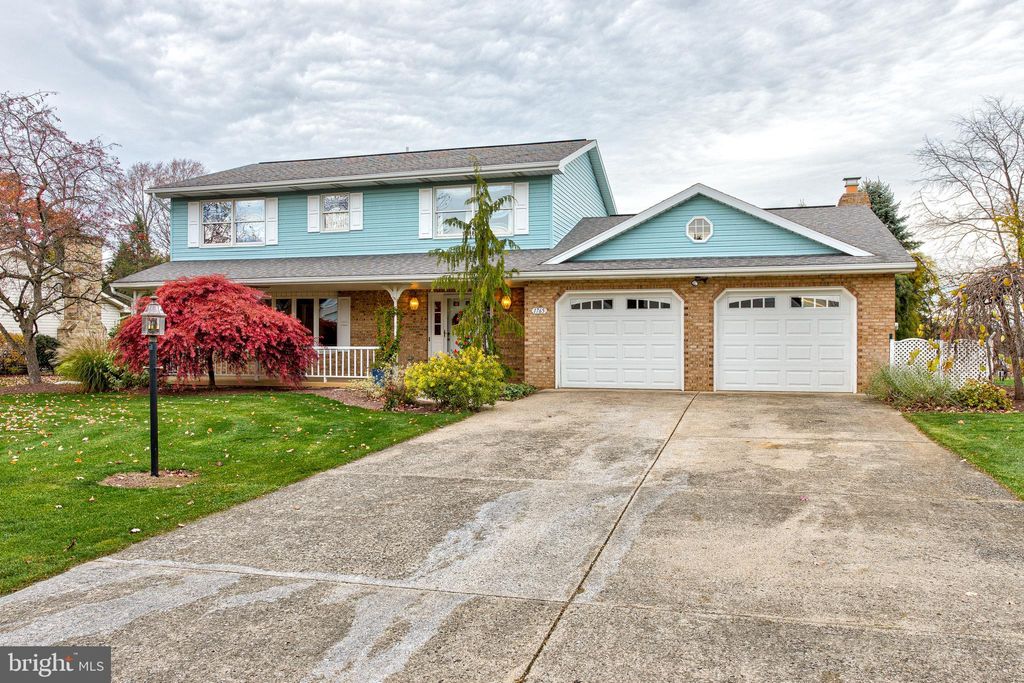 Photo of 1765 Cambridge Drive, STATE COLLEGE, PA 16803 (MLS # PACE2516816)