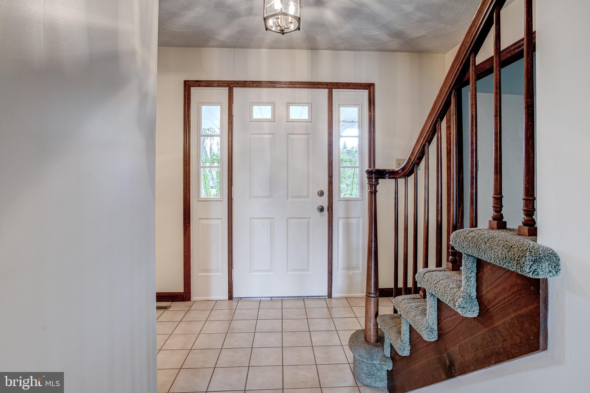 1765 CAMBRIDGE DRIVE