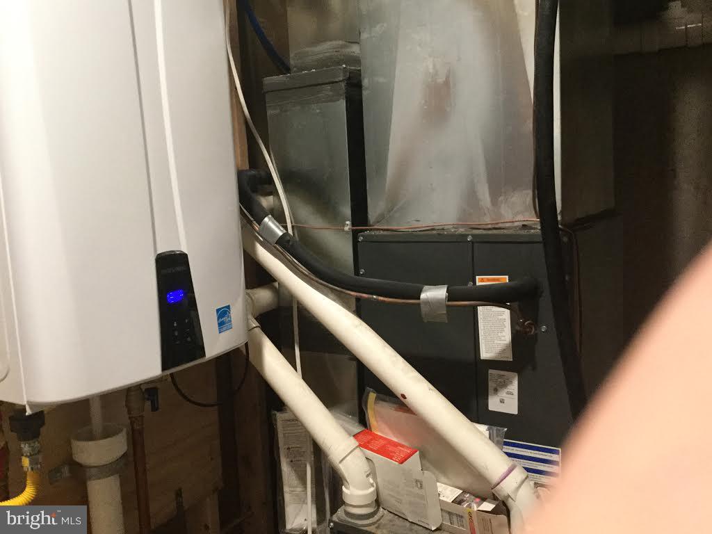 GRADUATE HOSPITAL - Residential Lease