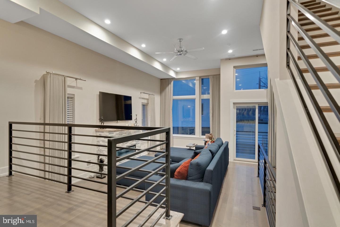 GRADUATE HOSPITAL - Residential Lease