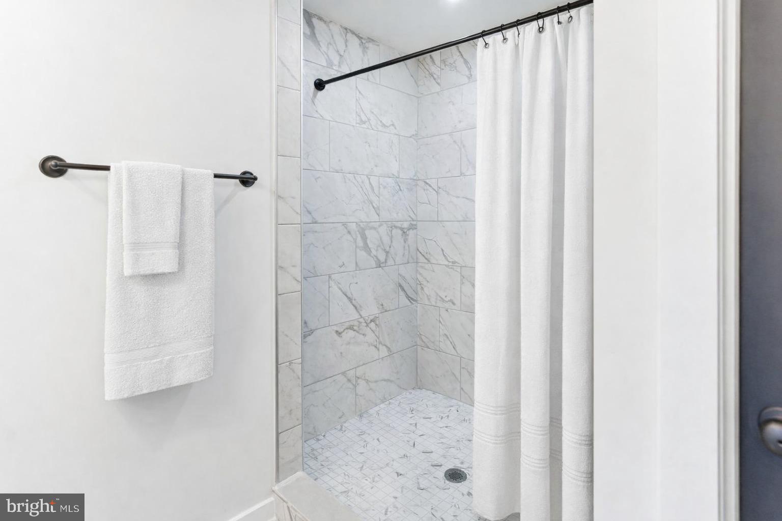 THE WOODS RESORT - Residential