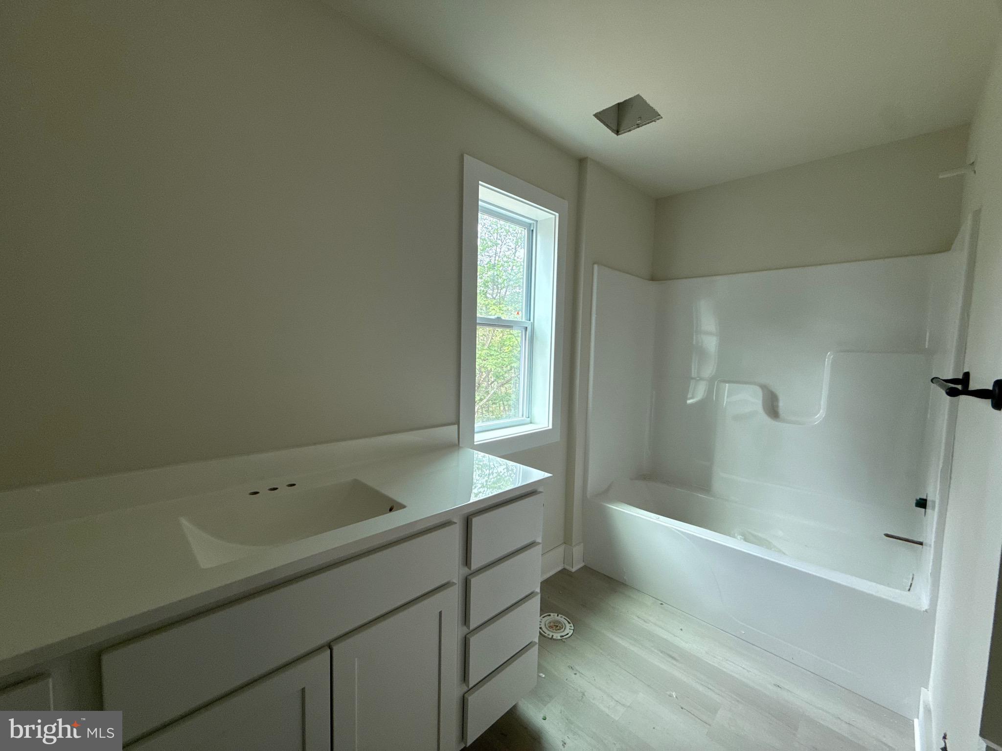 WOODS RESORT - Residential