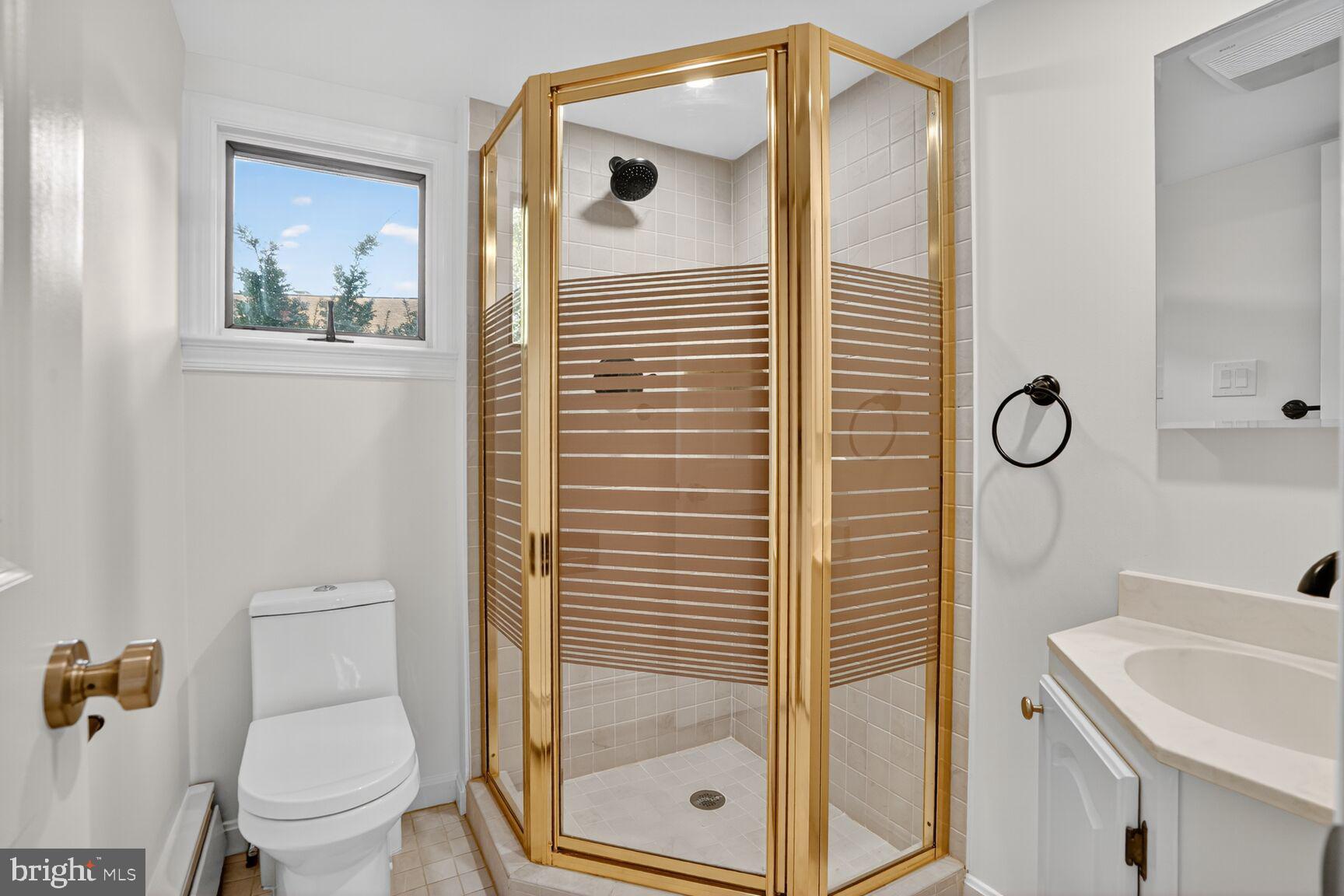 WOODLEY - Residential Lease