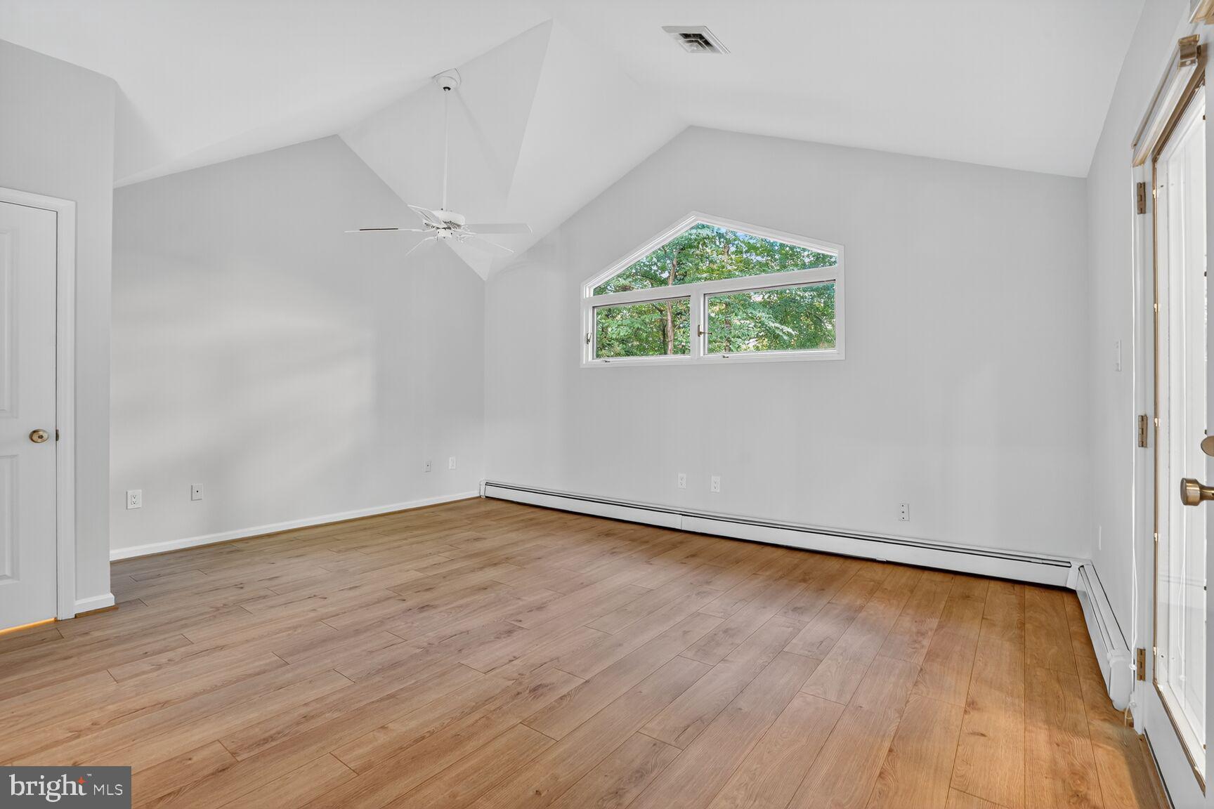 WOODLEY - Residential Lease