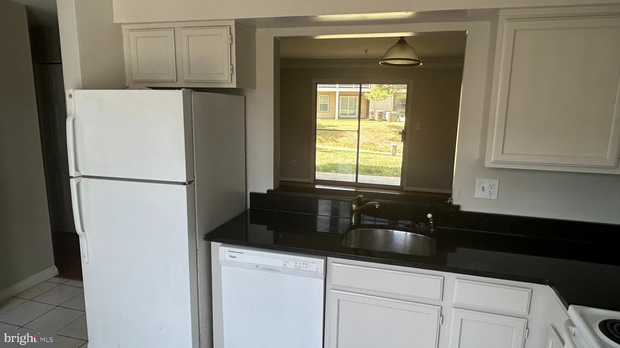 DEVON HILLS CONDO - Residential Lease