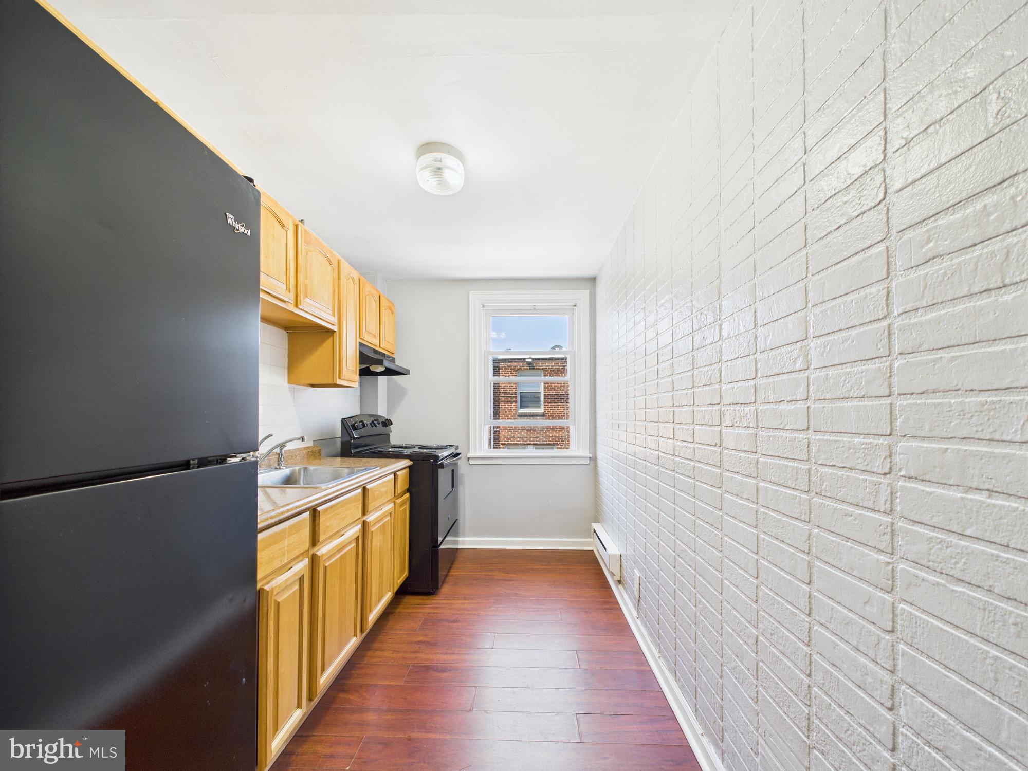 MAYFAIR - Residential Lease