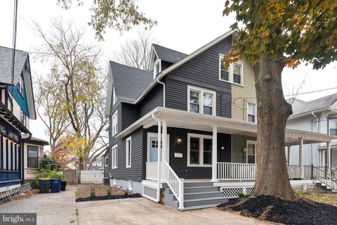 Photo of 125 W Summit Avenue, HADDONFIELD, NJ 08033 (MLS # NJCD2106148)