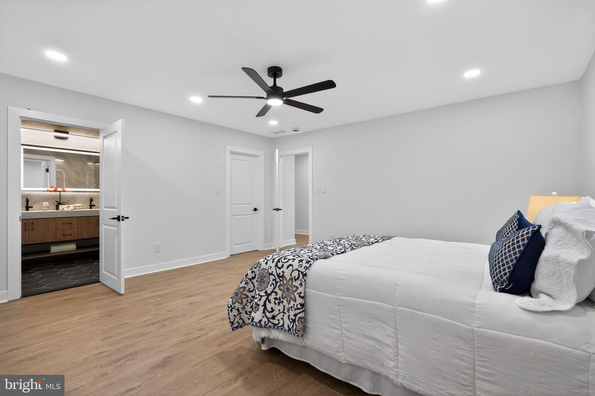 ELKINS PARK - Residential