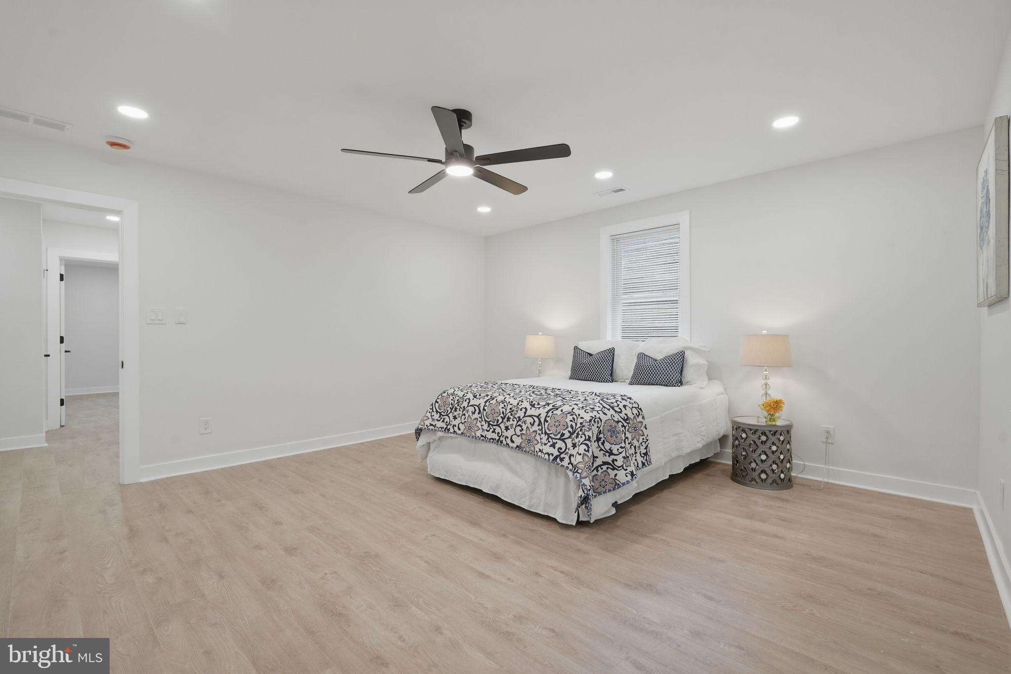 ELKINS PARK - Residential