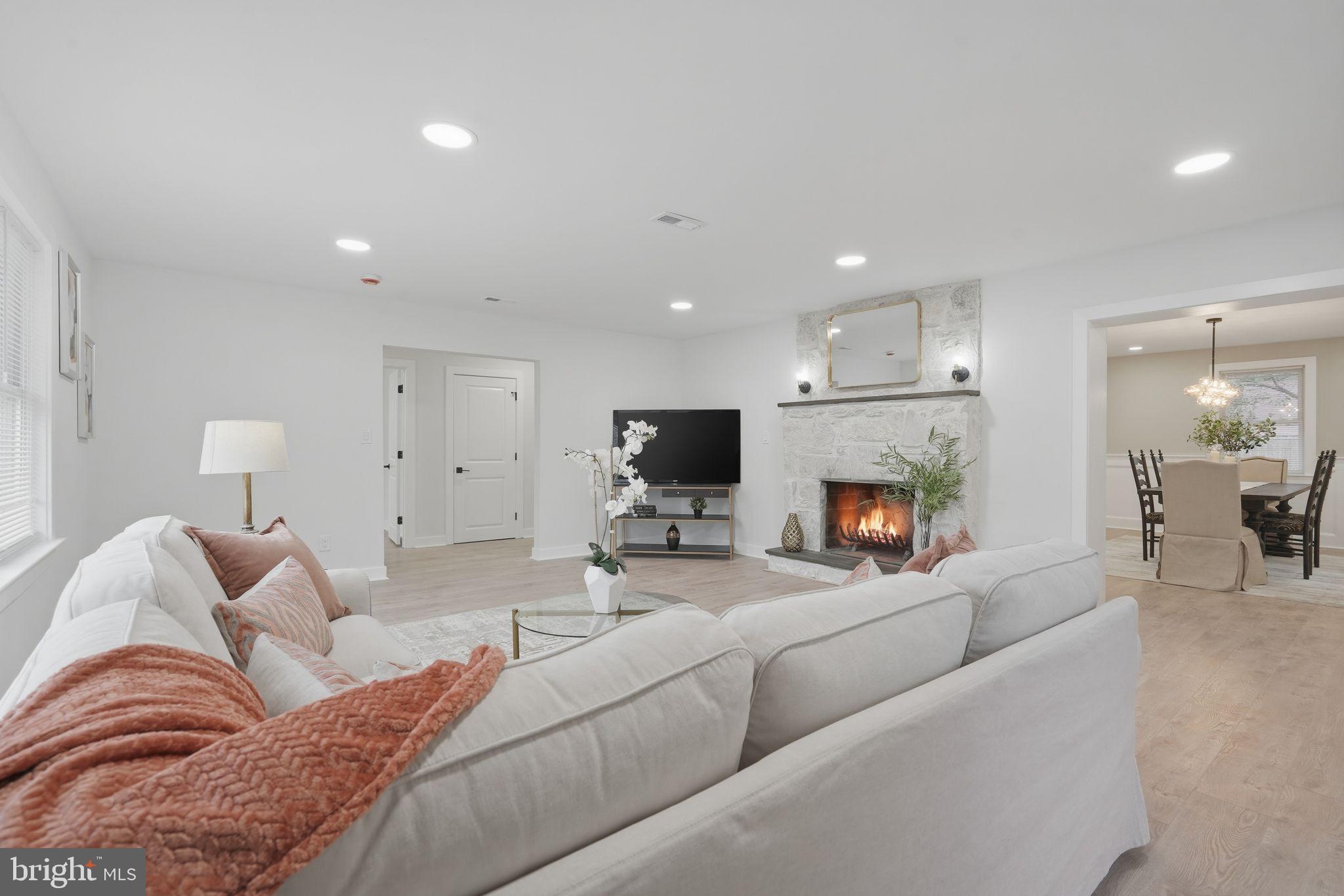 ELKINS PARK - Residential