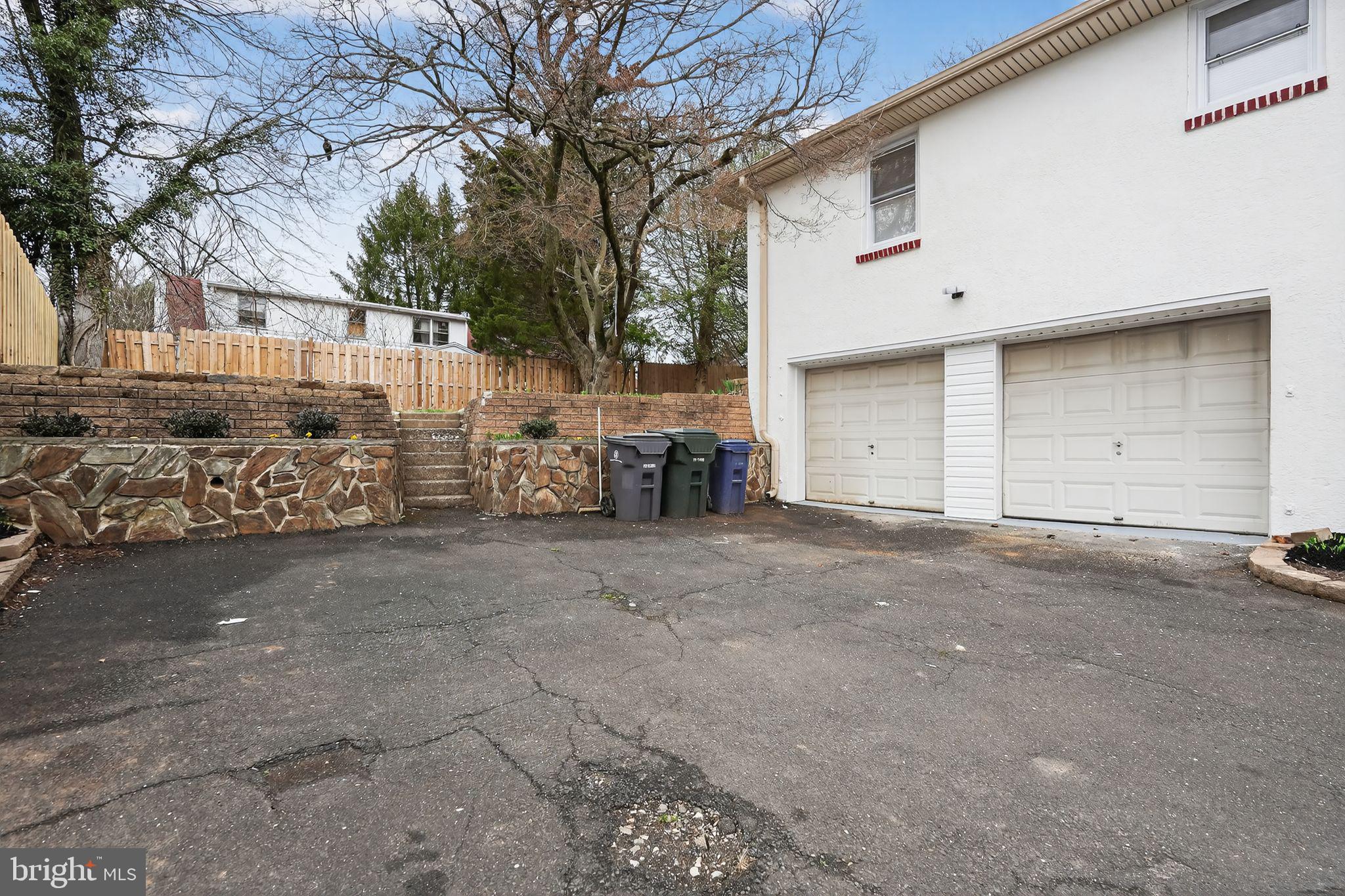 ELKINS PARK - Residential