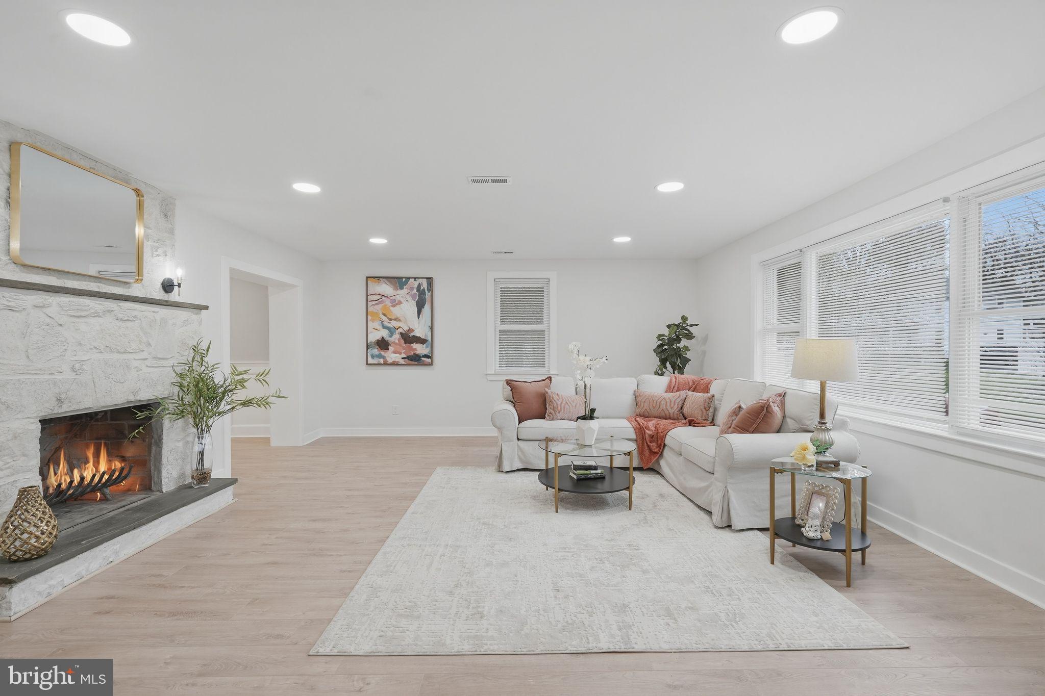 ELKINS PARK - Residential