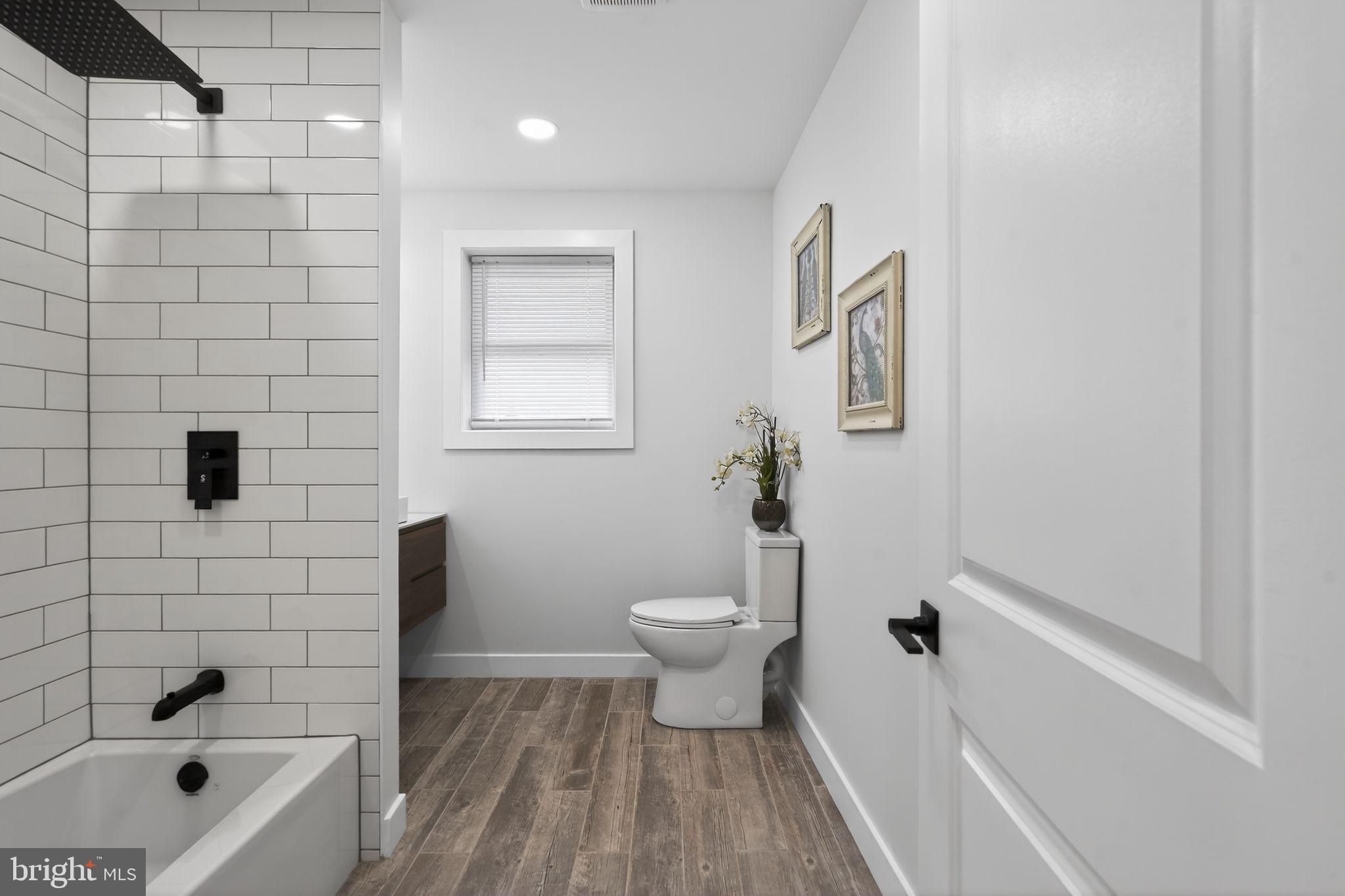 ELKINS PARK - Residential