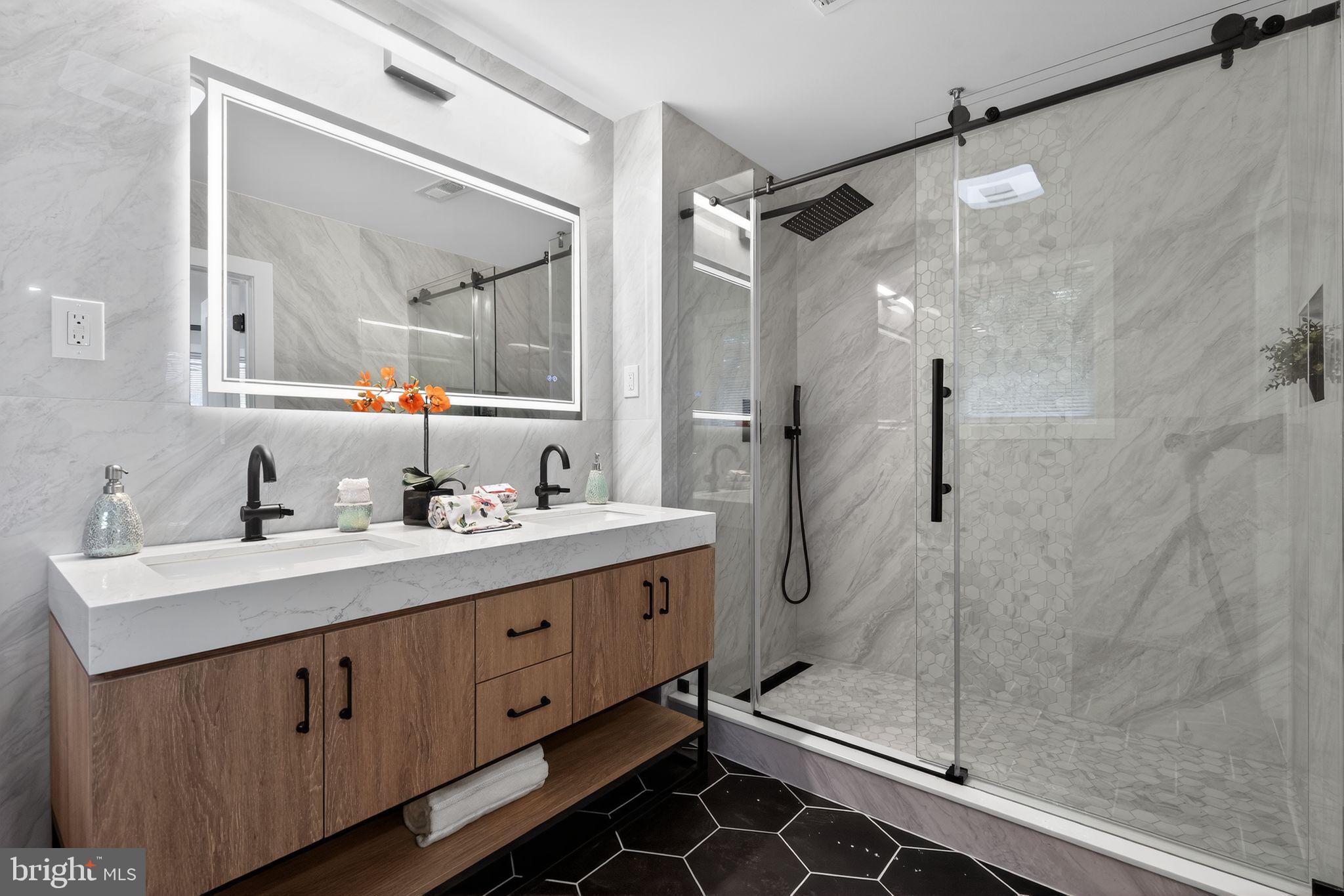 ELKINS PARK - Residential