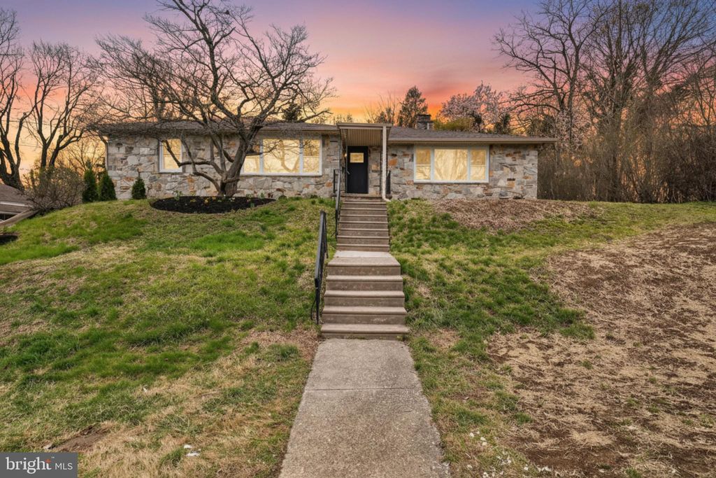 Photo of 410 Cadwalader Avenue, ELKINS PARK, PA 19027 (MLS # PAMC2174124)