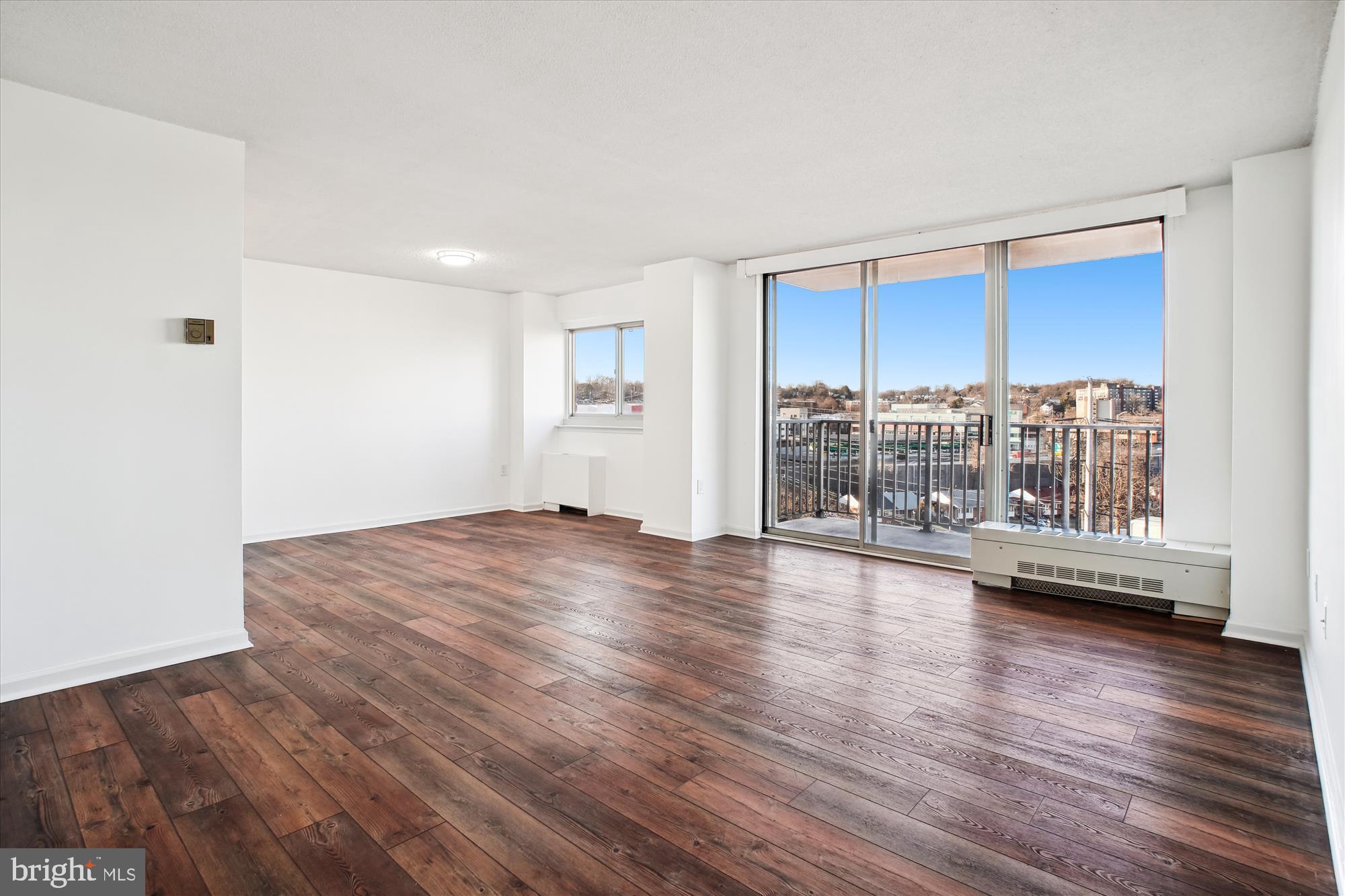 1225 MARTHA CUSTIS DRIVE 811