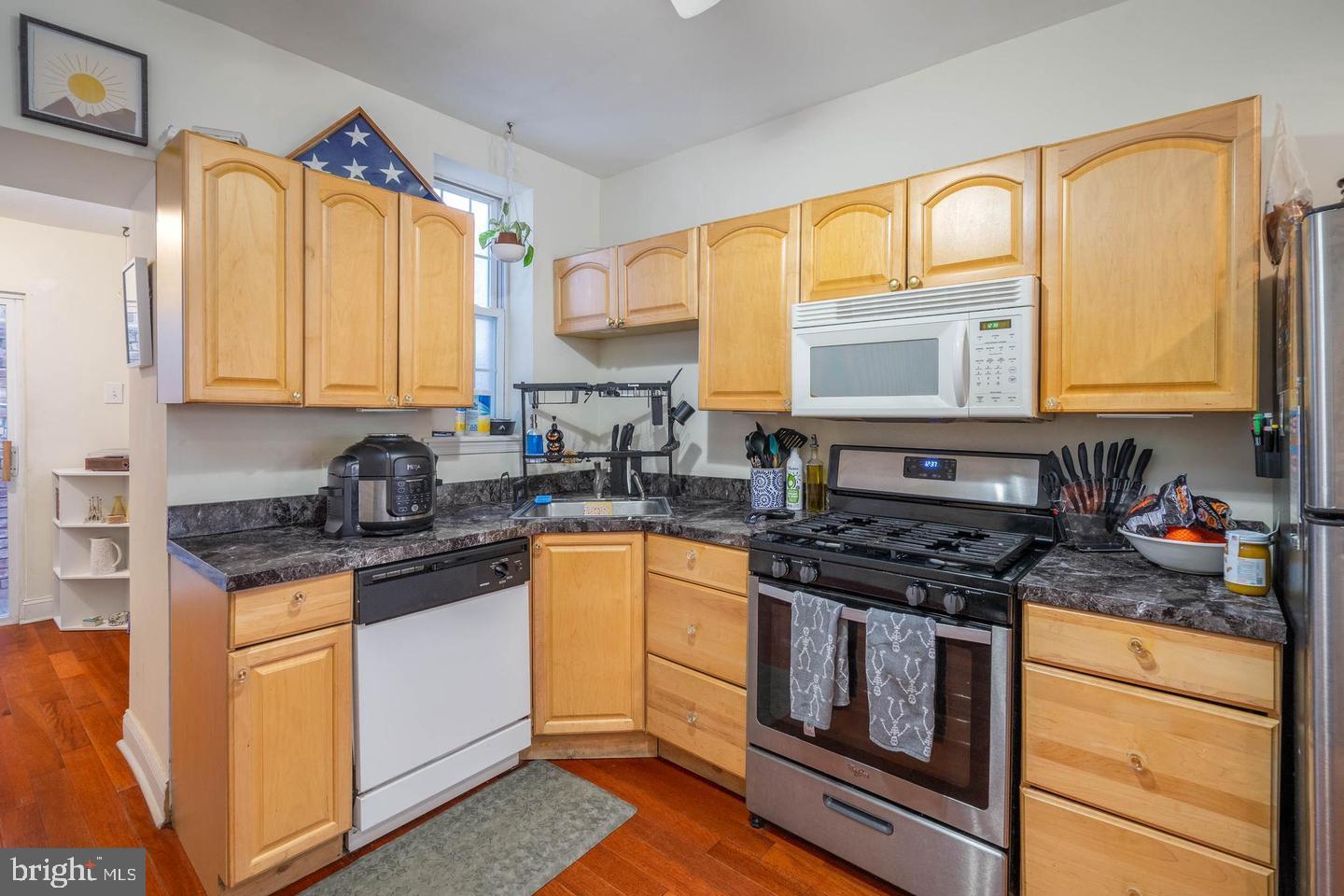 GRADUATE HOSPITAL - Residential Lease