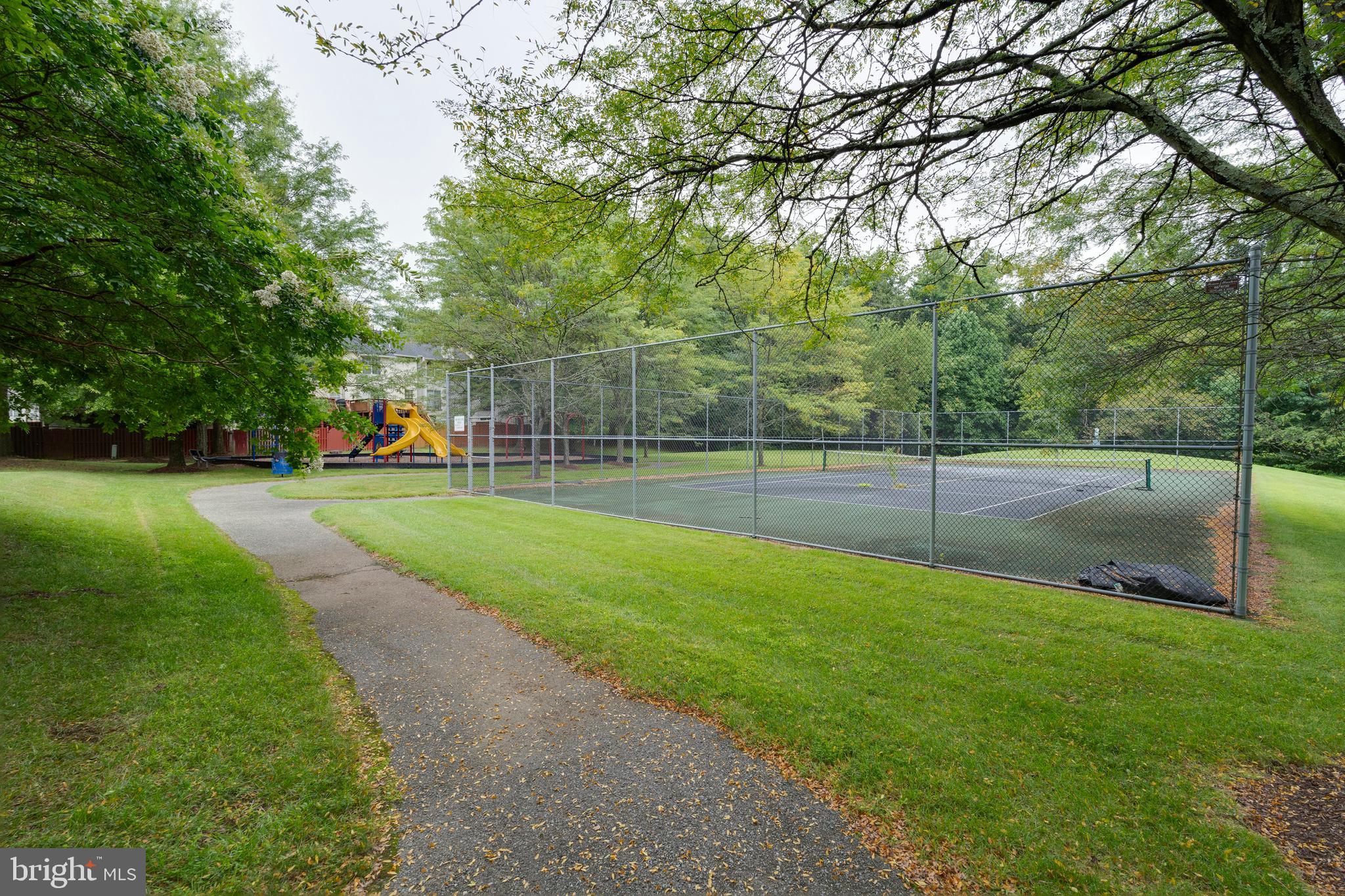 WOODVIEW VILLAGE - Residential