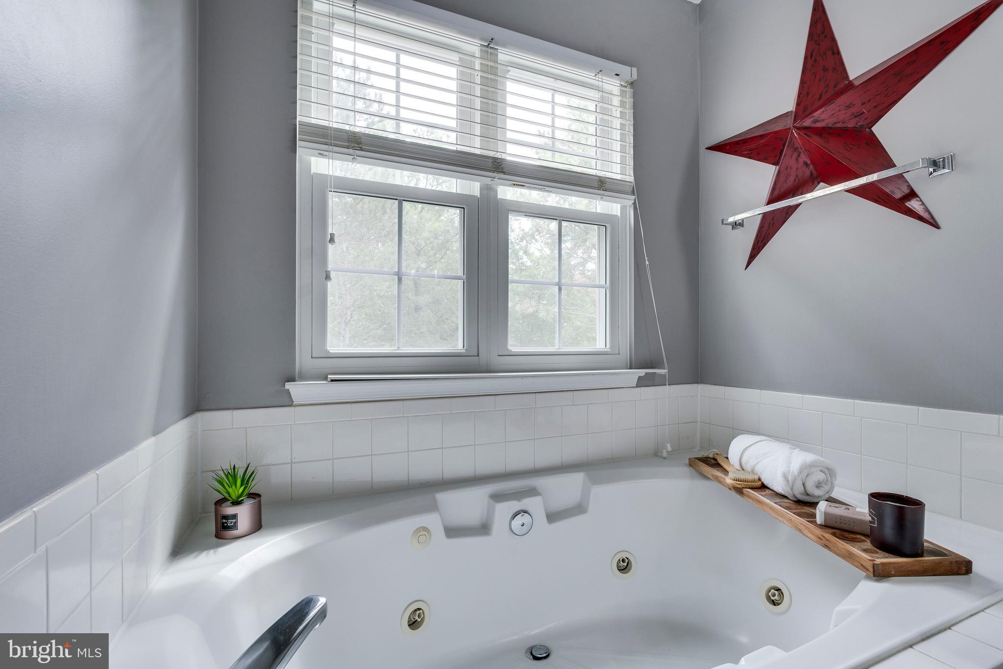 WOODVIEW VILLAGE - Residential