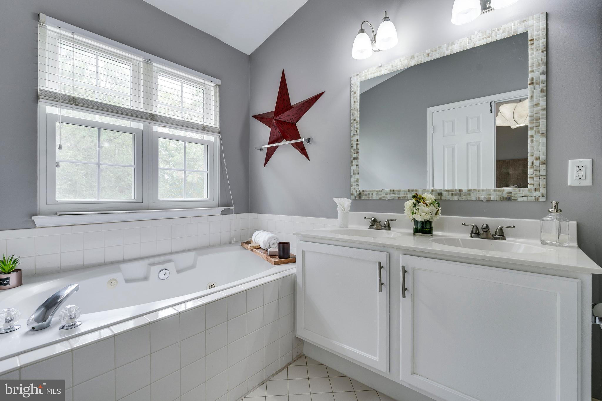 WOODVIEW VILLAGE - Residential