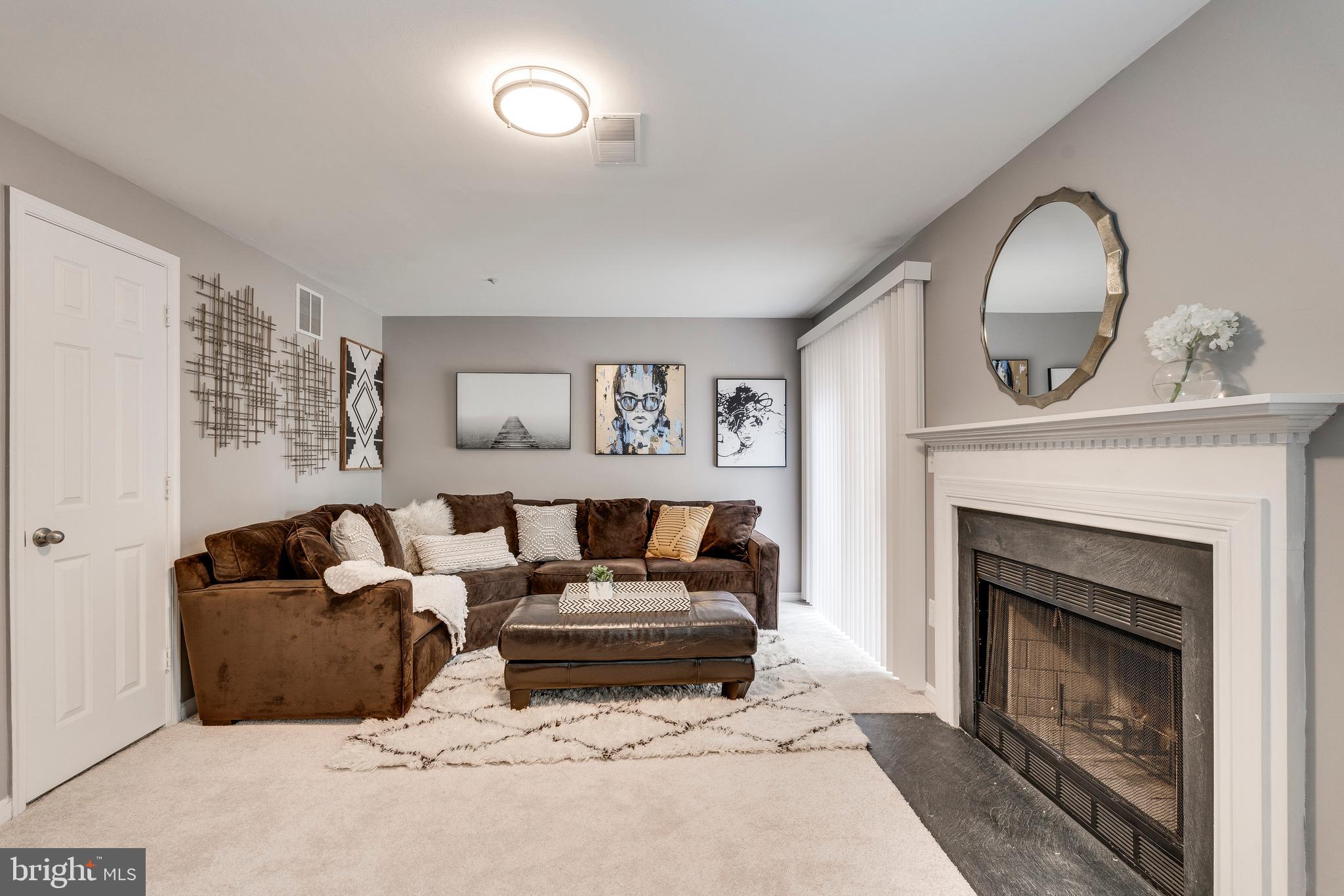 WOODVIEW VILLAGE - Residential