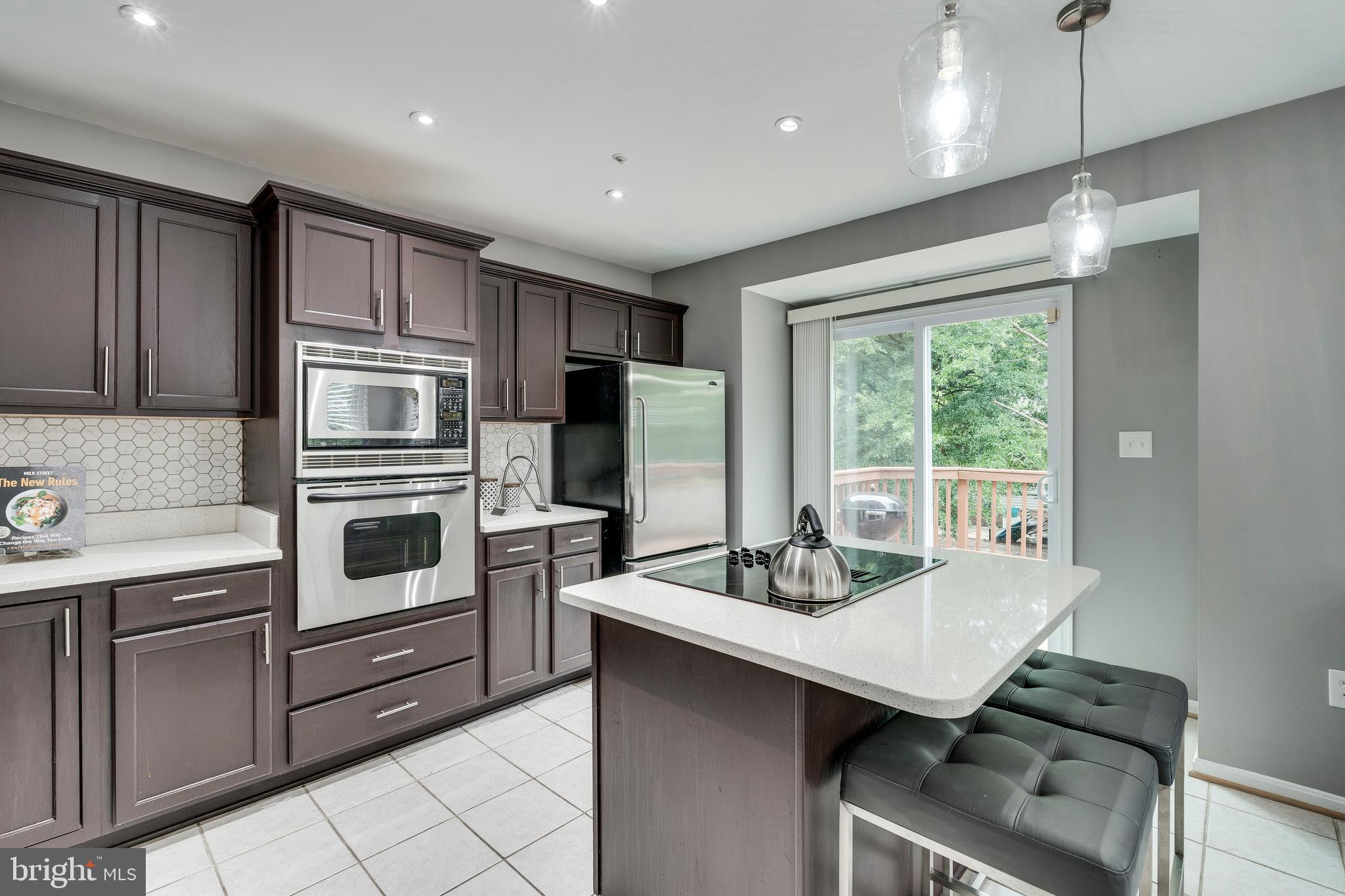 WOODVIEW VILLAGE - Residential