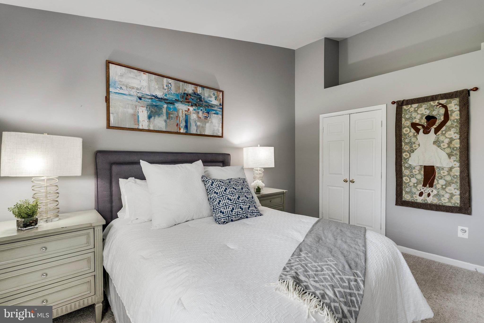 WOODVIEW VILLAGE - Residential