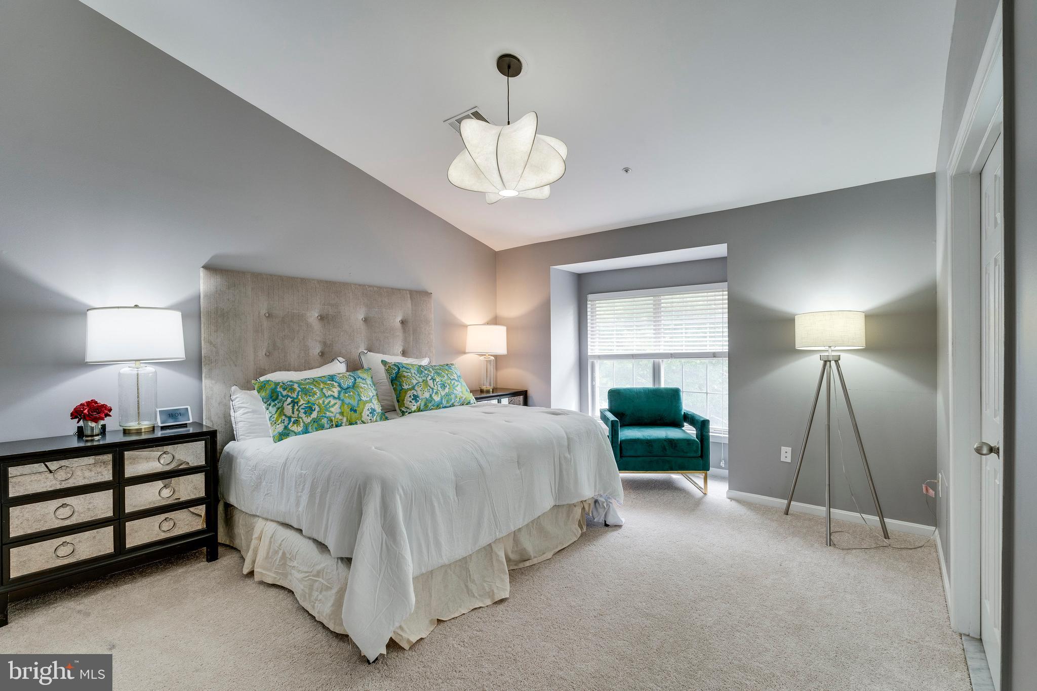 WOODVIEW VILLAGE - Residential