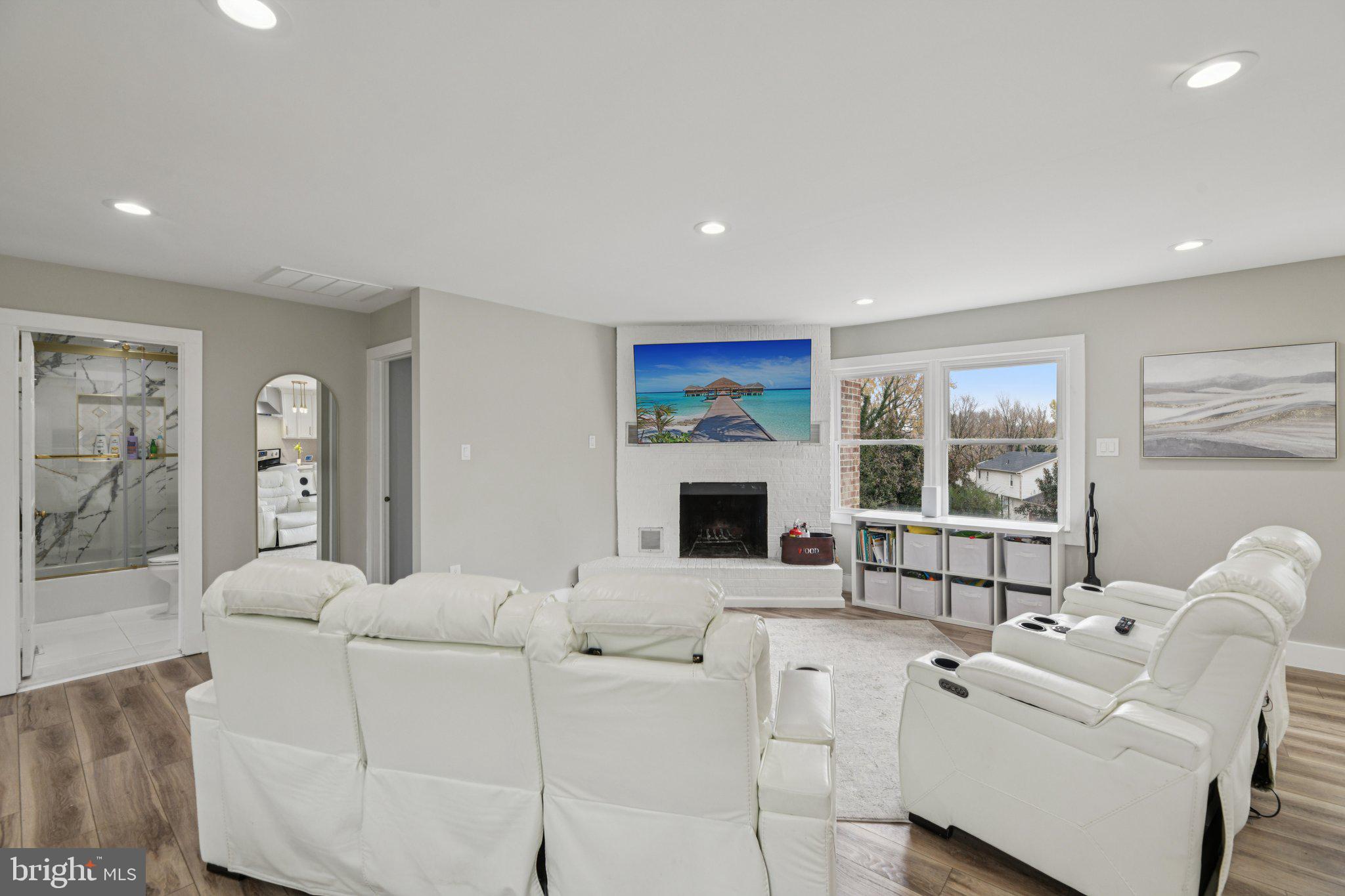 RIVER RIDGE ESTATES - Residential