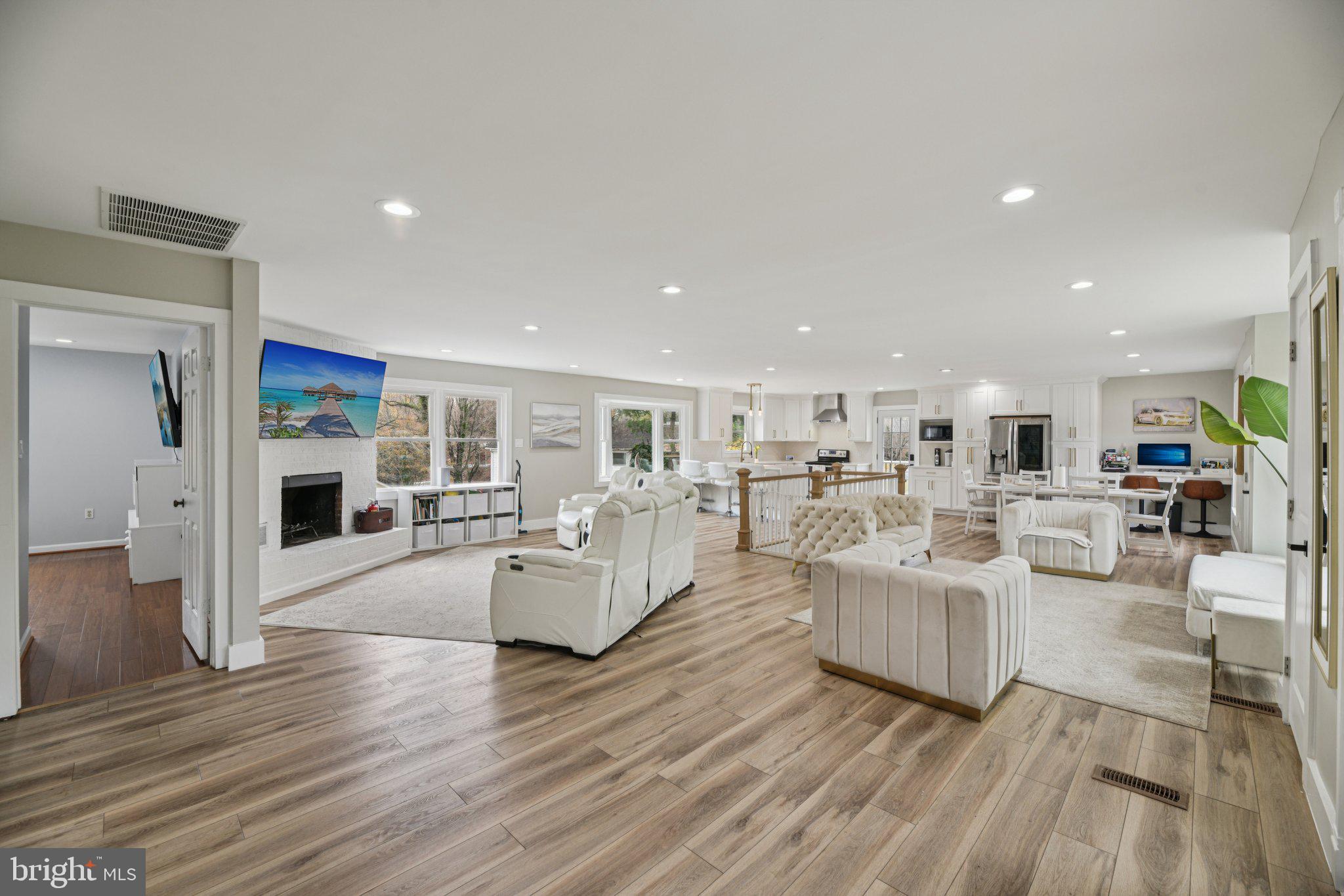 RIVER RIDGE ESTATES - Residential