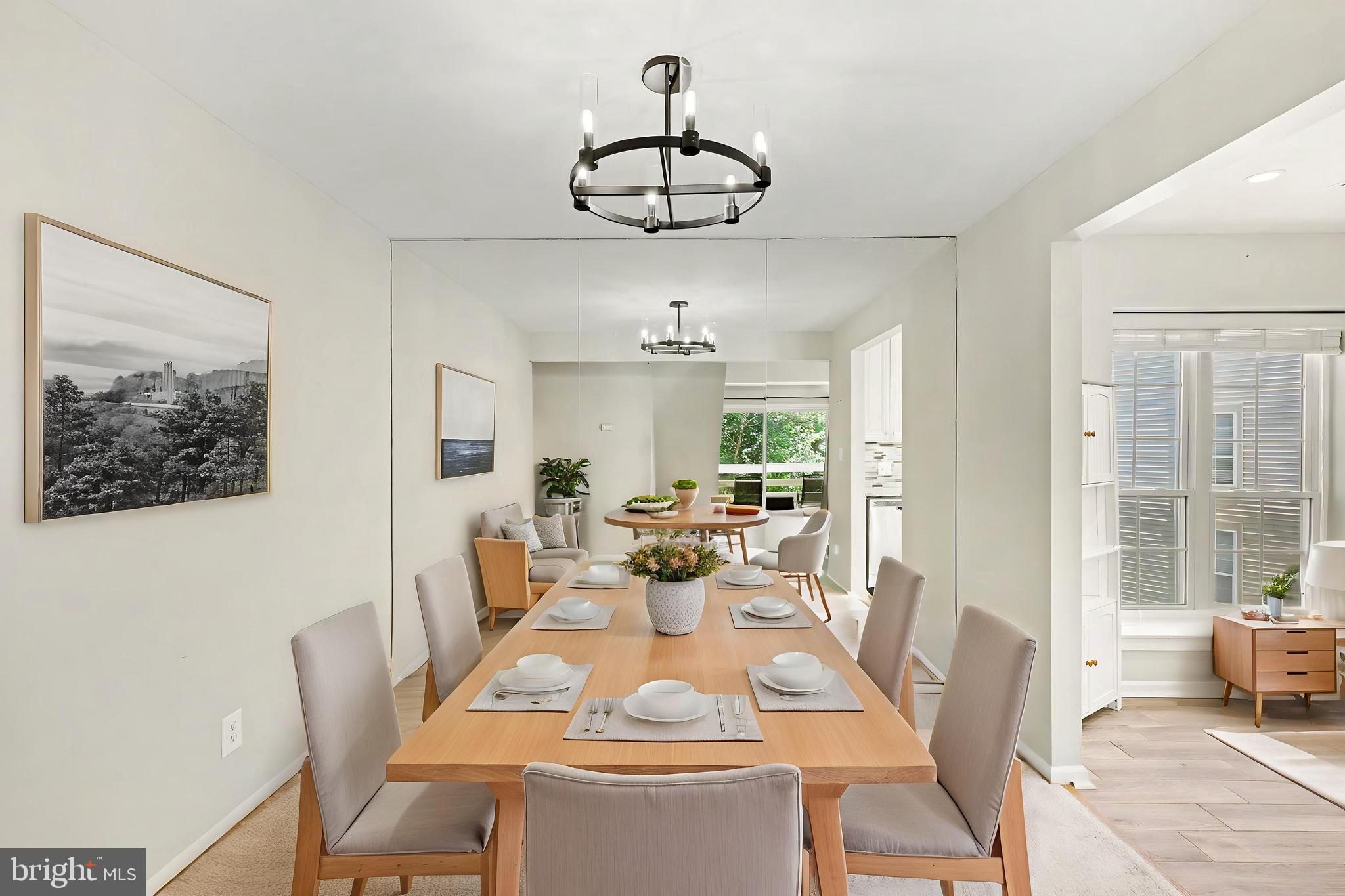 CARR AT PINECREST - Residential