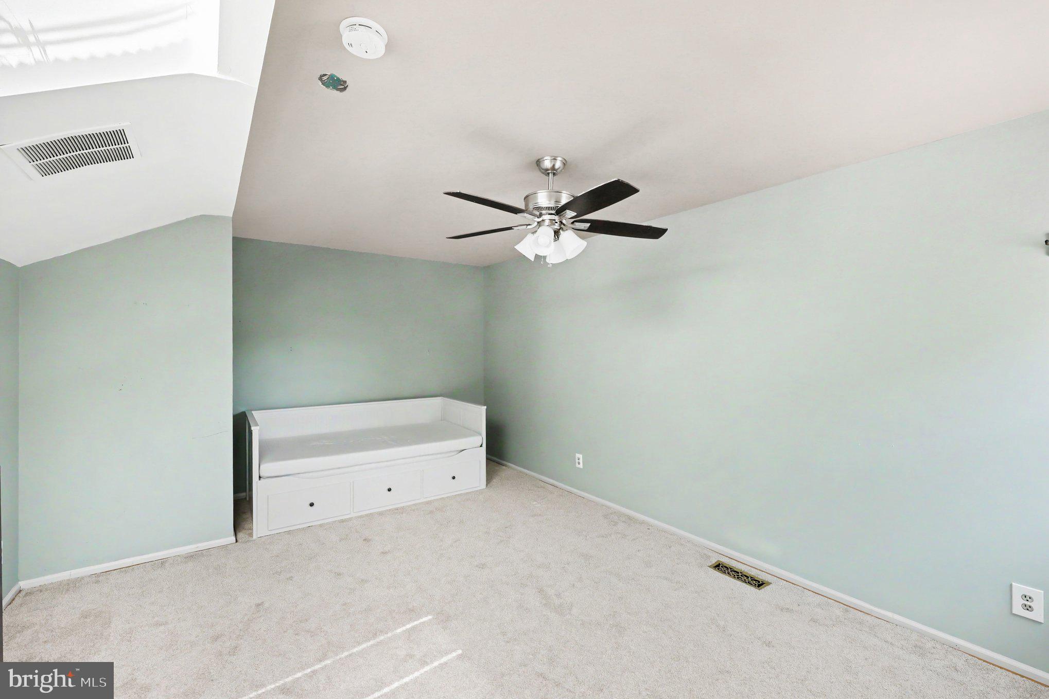 CARR AT PINECREST - Residential