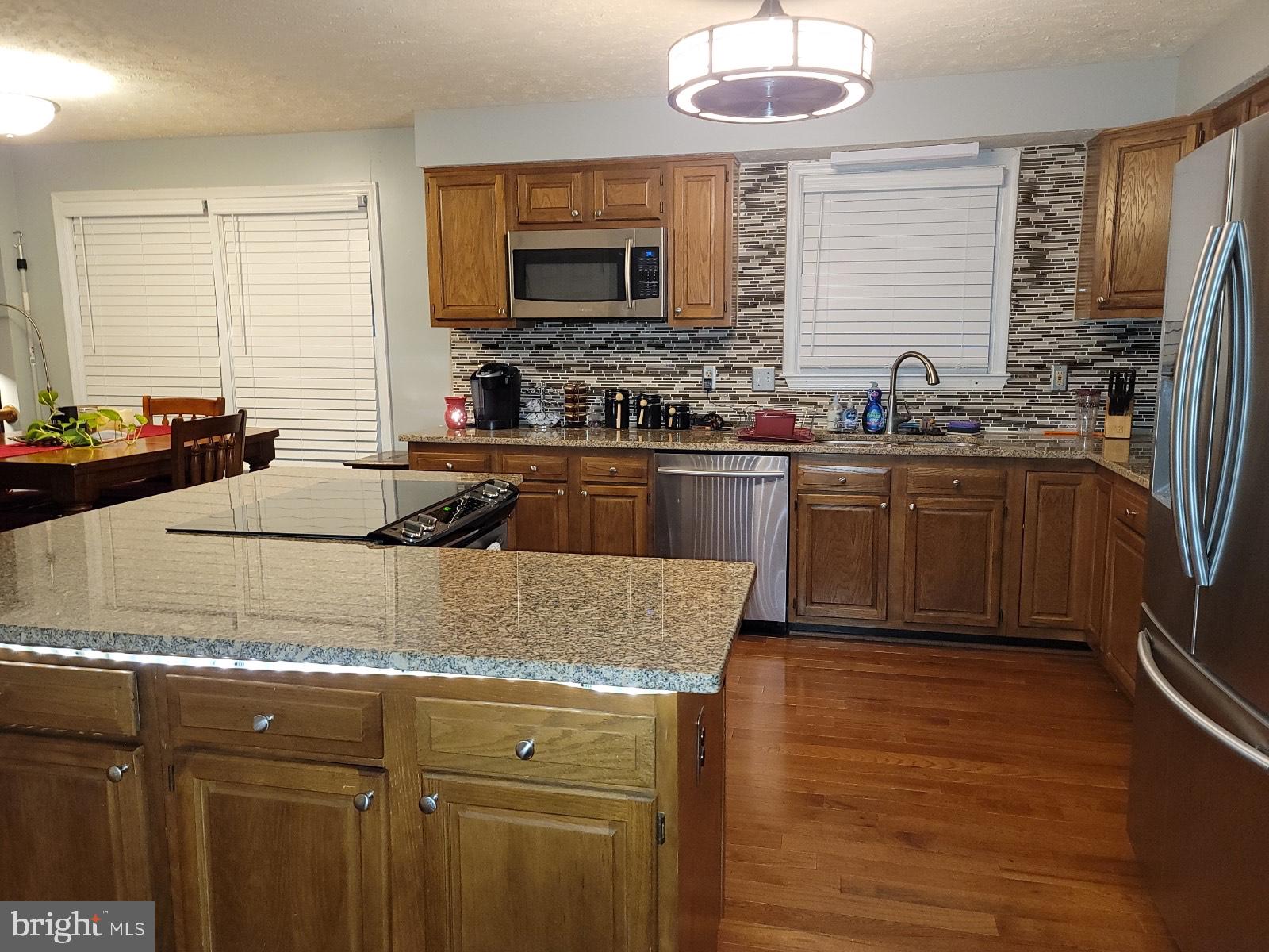 HIDDEN SPRING - Residential