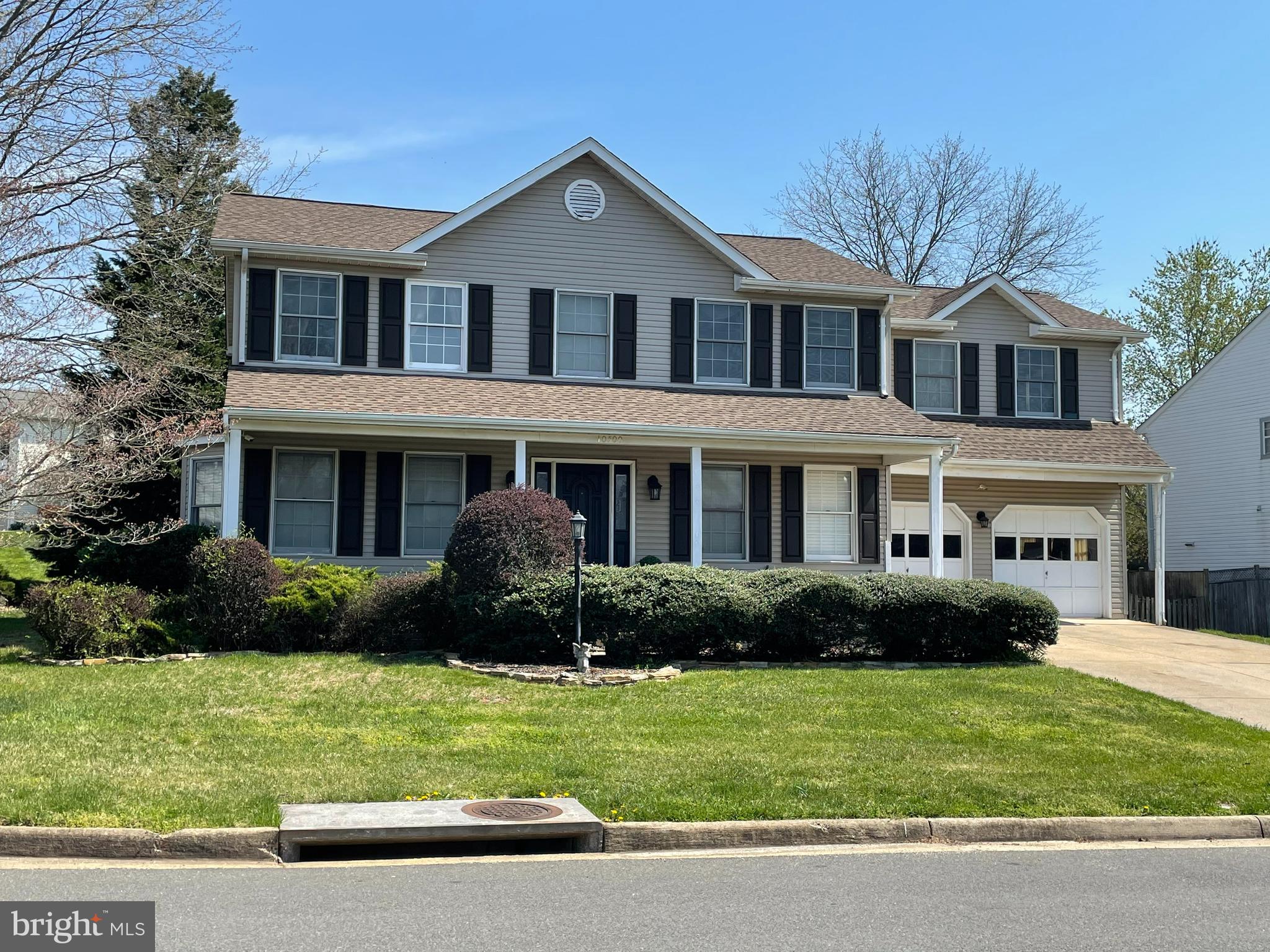 HIDDEN SPRING - Residential