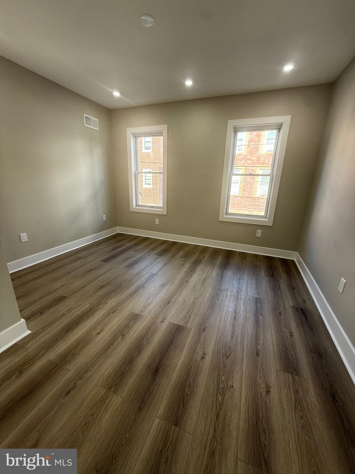 WHITMAN - Residential