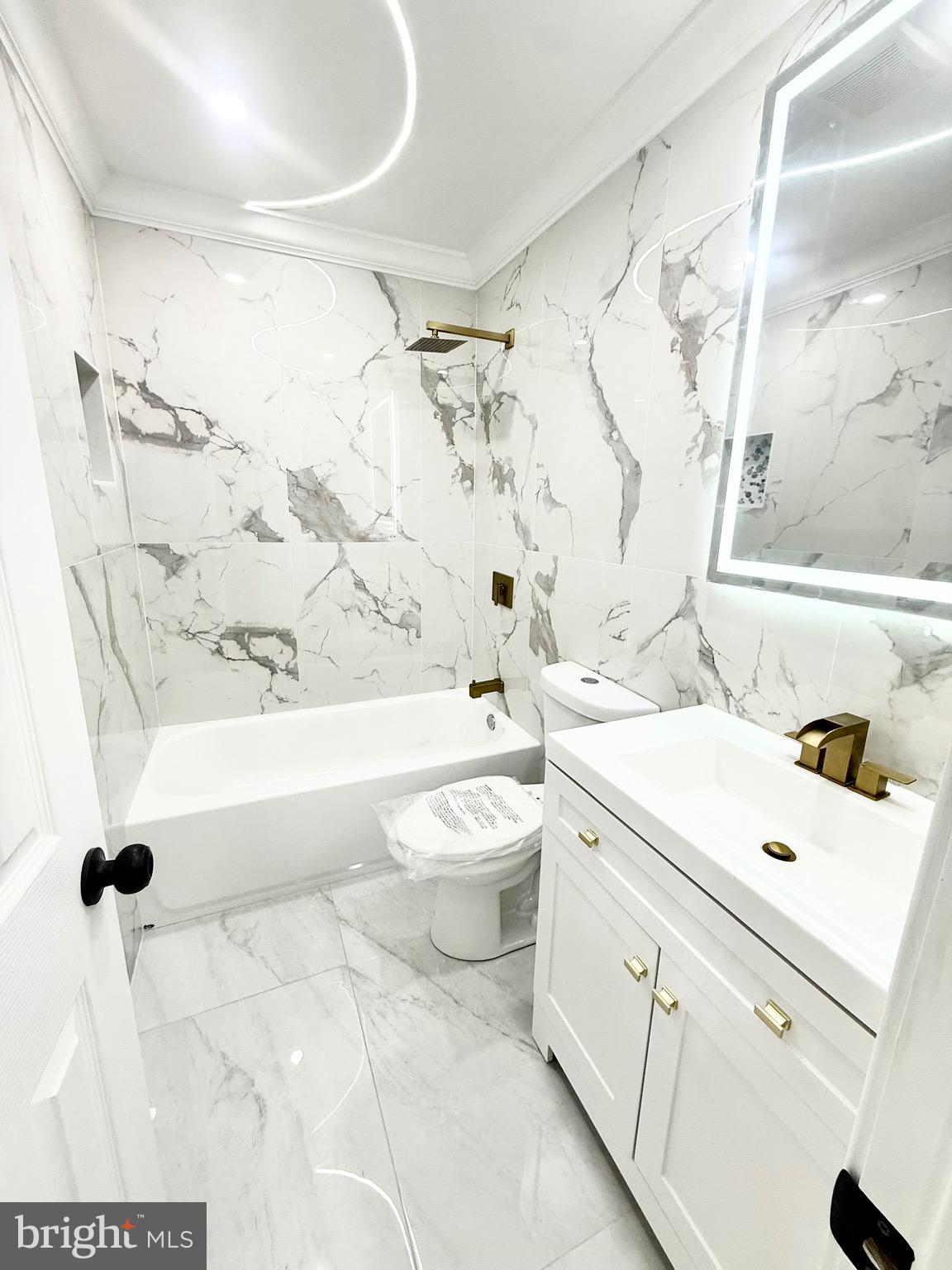 WHITMAN - Residential