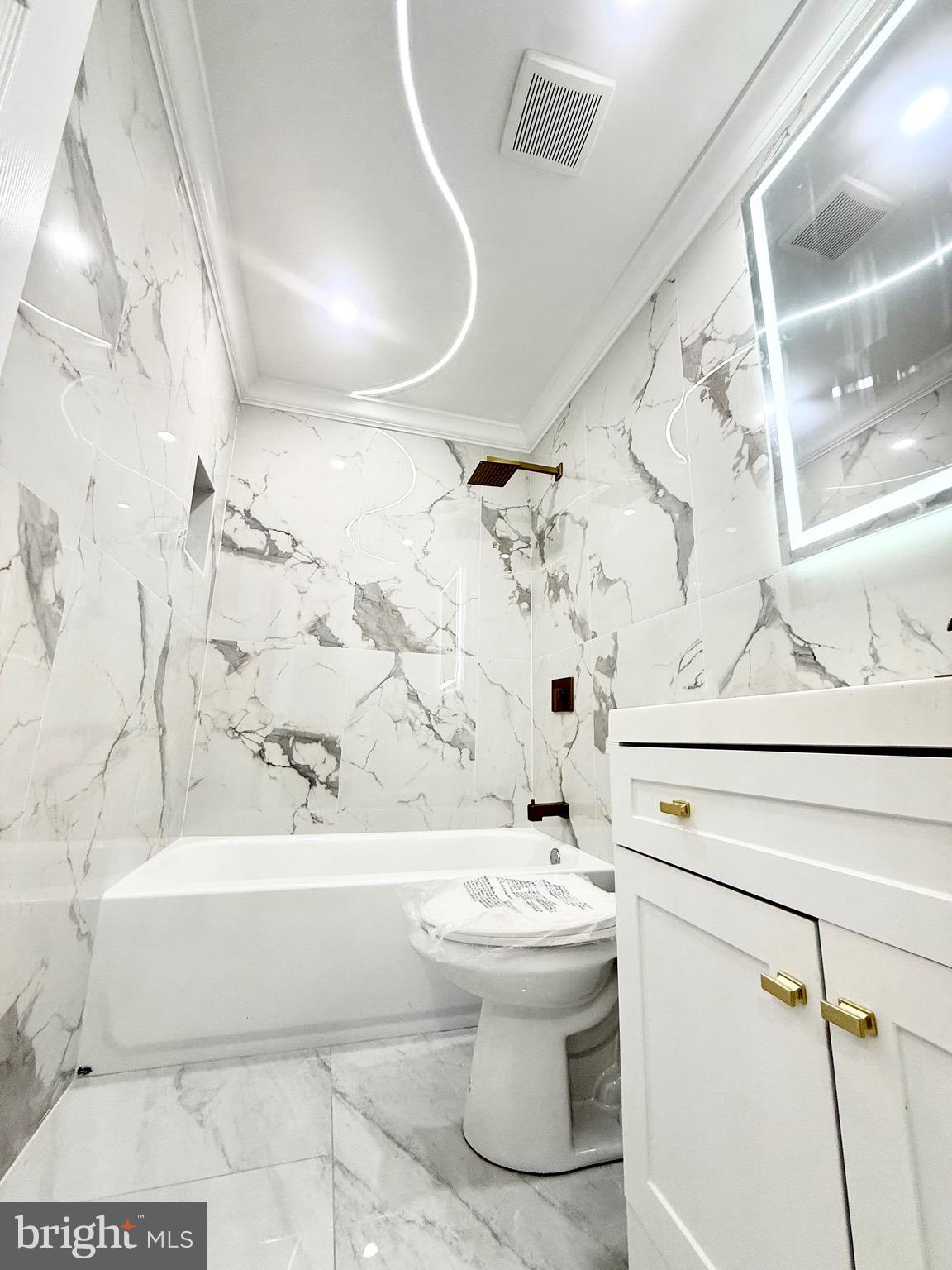 WHITMAN - Residential