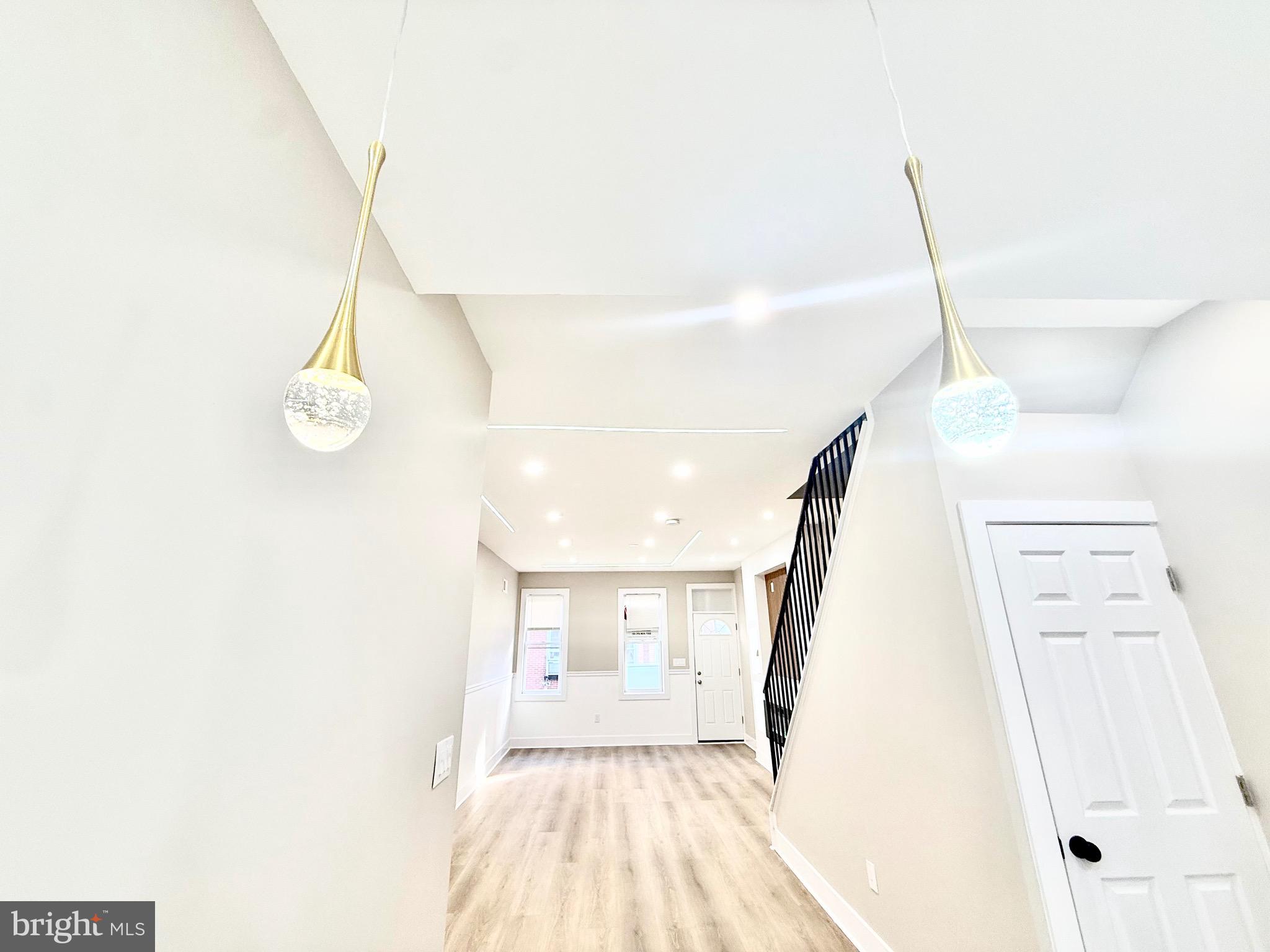 WHITMAN - Residential