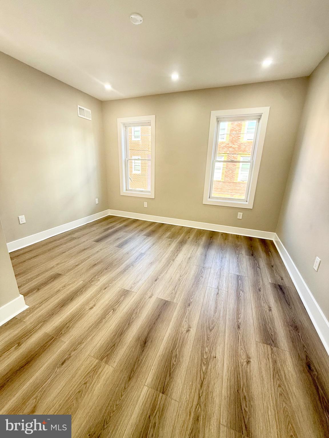 WHITMAN - Residential