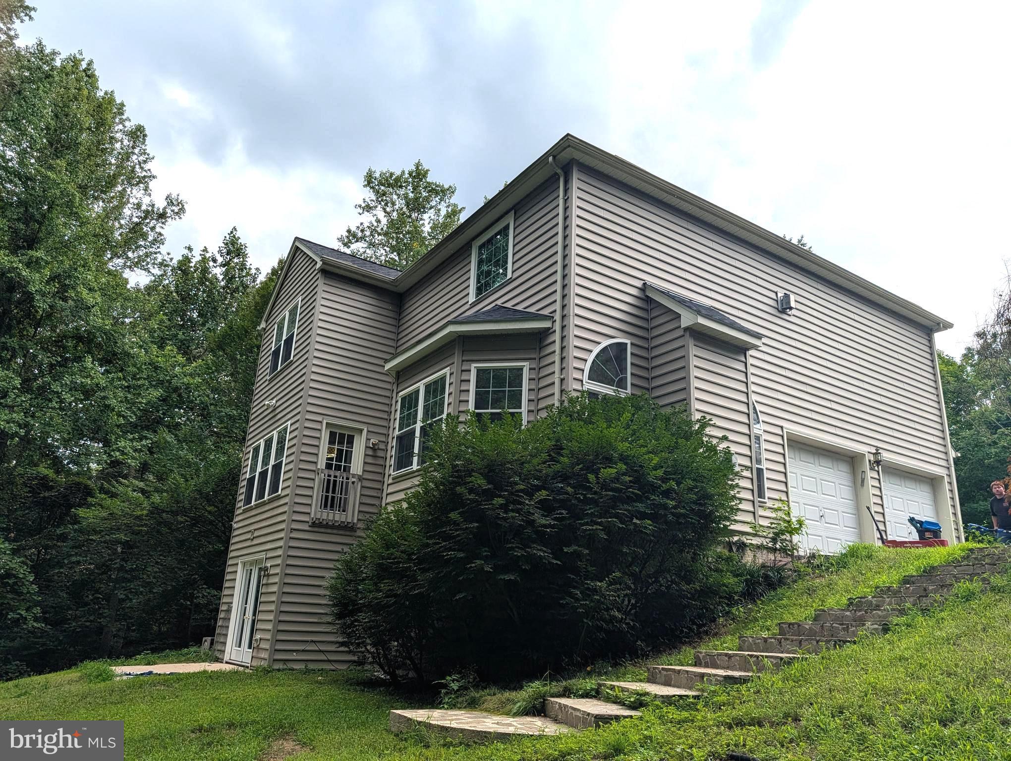 2440 ABIGAIL COURT
